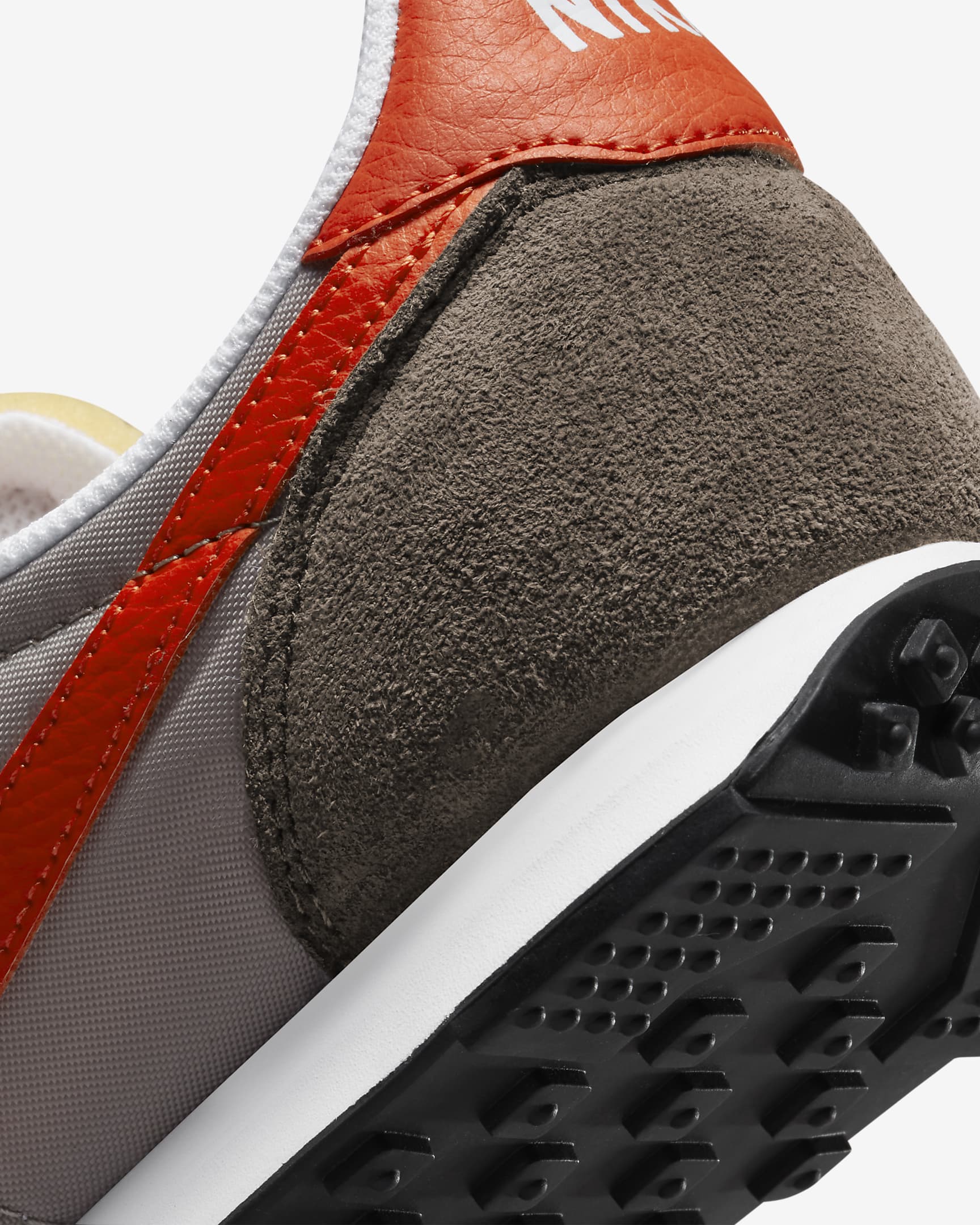 the nike waffle trainer