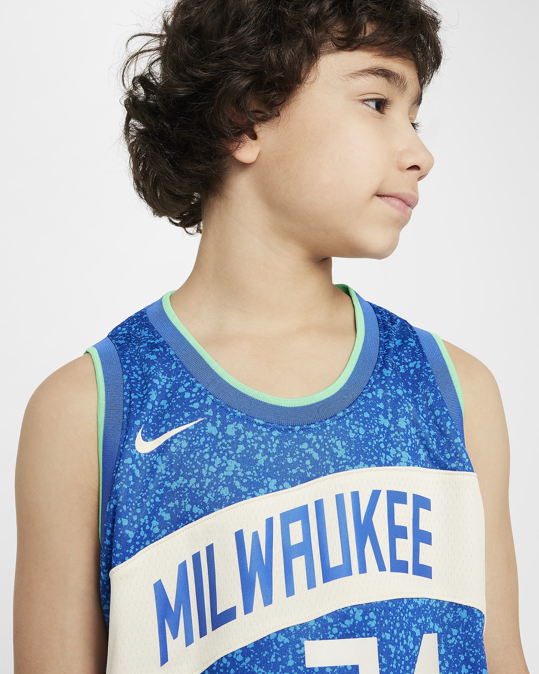 Giannis Antetokounmpo Milwaukee Bucks 2023/24 City Edition Older Kids ...