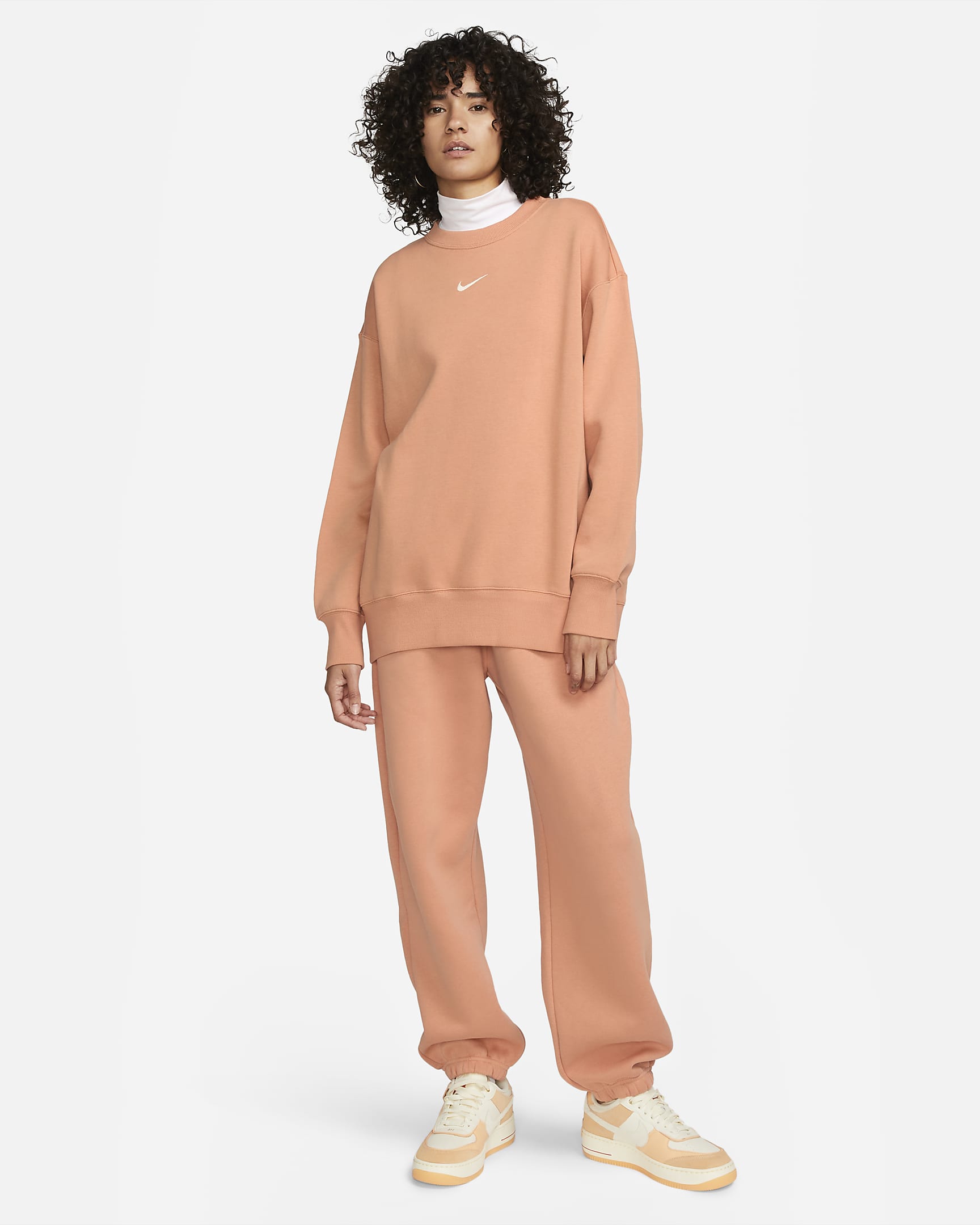 Save 14% on Nike Sportswear Phoenix Fleece Women’s Oversized Crewneck Sweatshirt @ Walmart