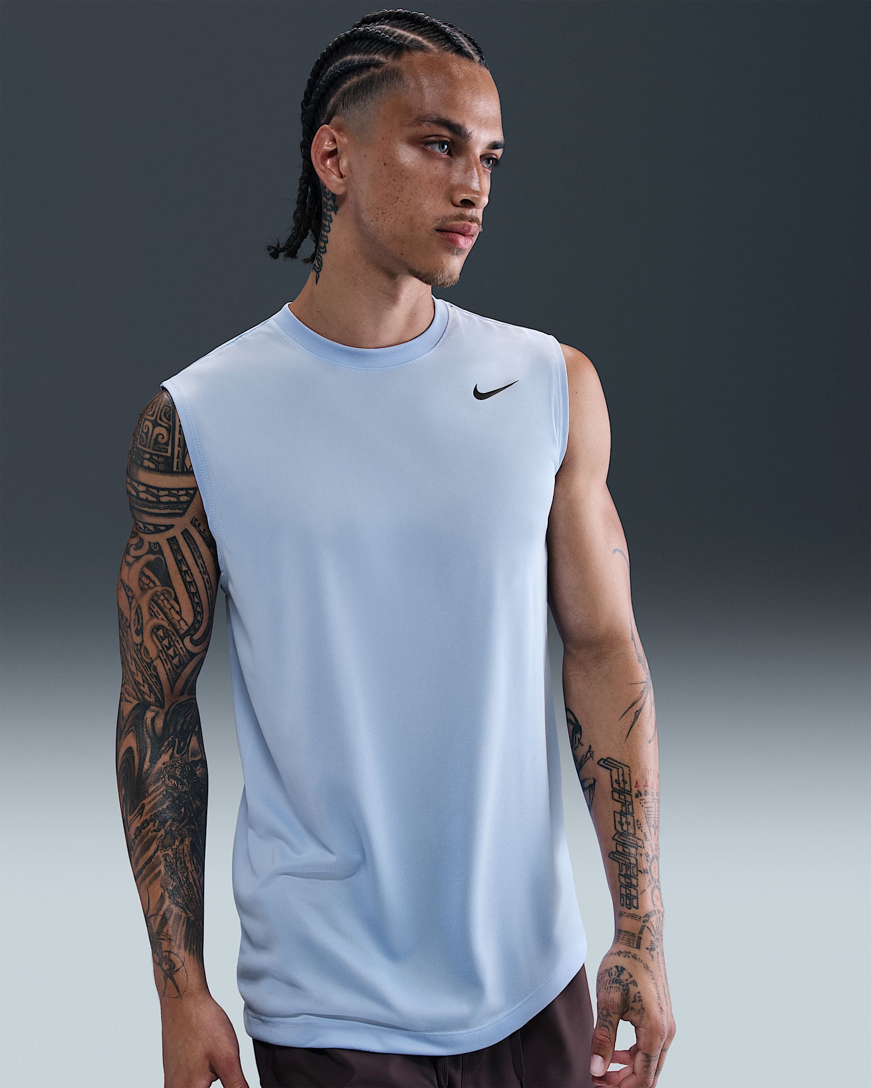 Playera Fitness sin mangas para hombre Nike Dri-FIT Legend - Aluminio/Negro