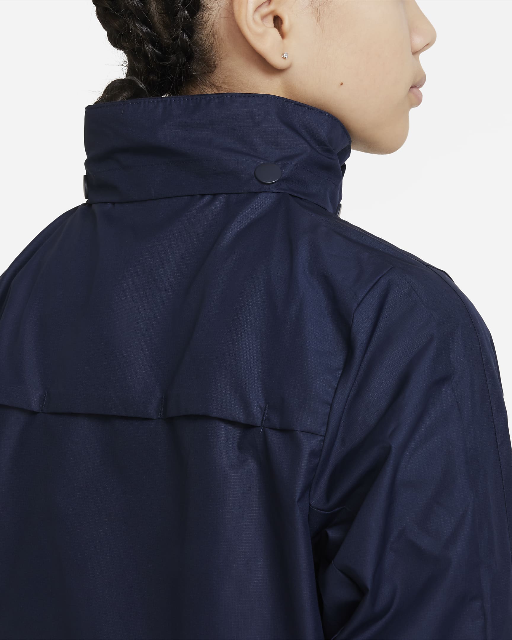 Nike StormFIT Academy23 Older Kids' Football Rain Jacket. Nike SI