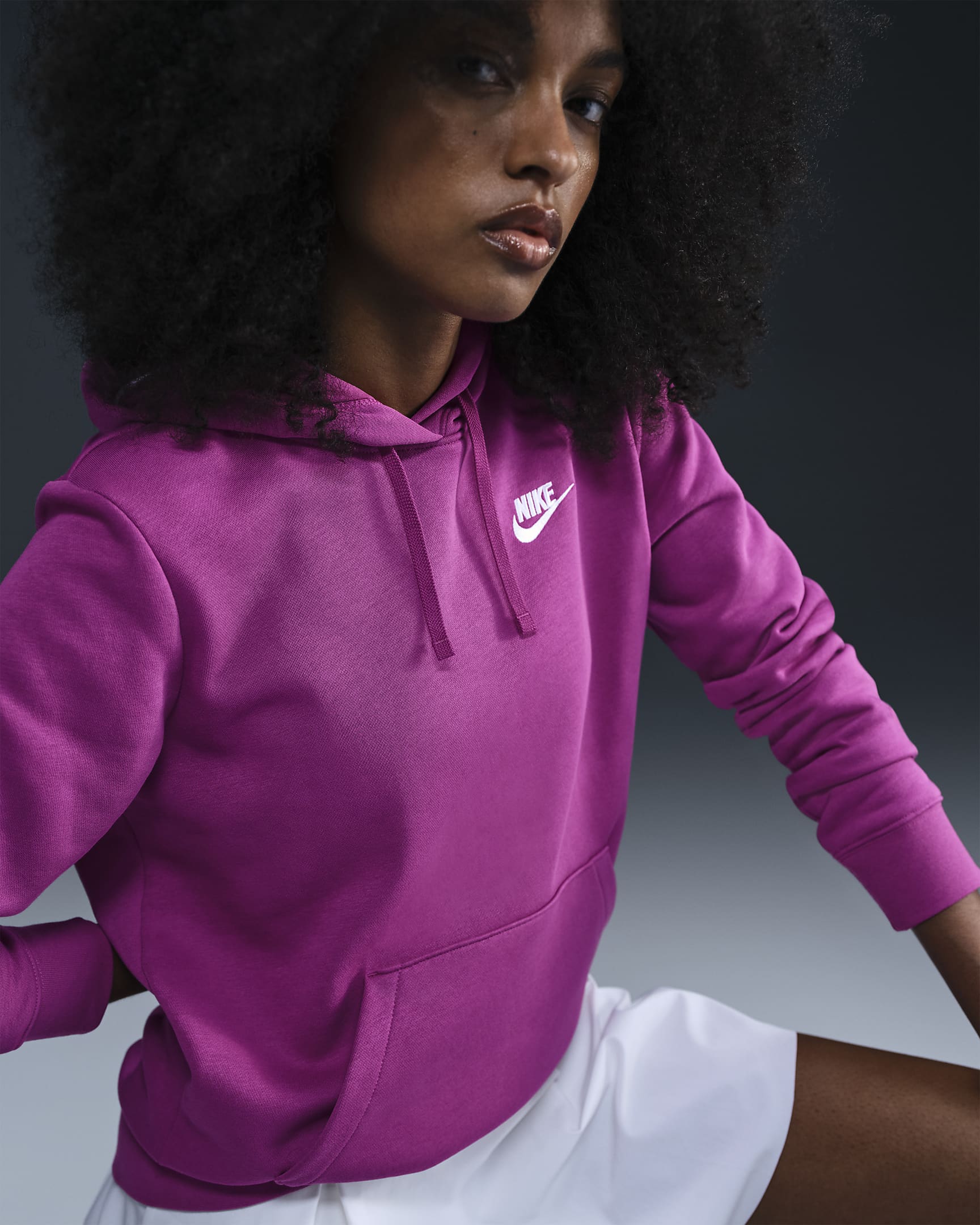 Sudadera con gorro sin cierre para mujer Nike Sportswear Club Fleece - Fucsia cálido/Blanco