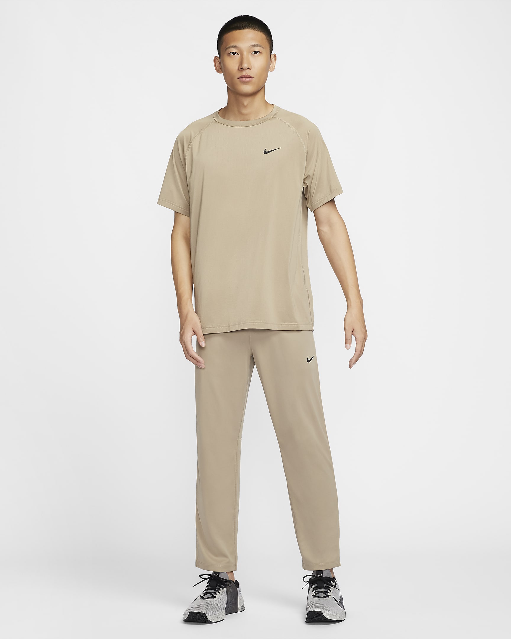 Nike Totality Men's Dri-FIT Open Hem Versatile Trousers. Nike ID