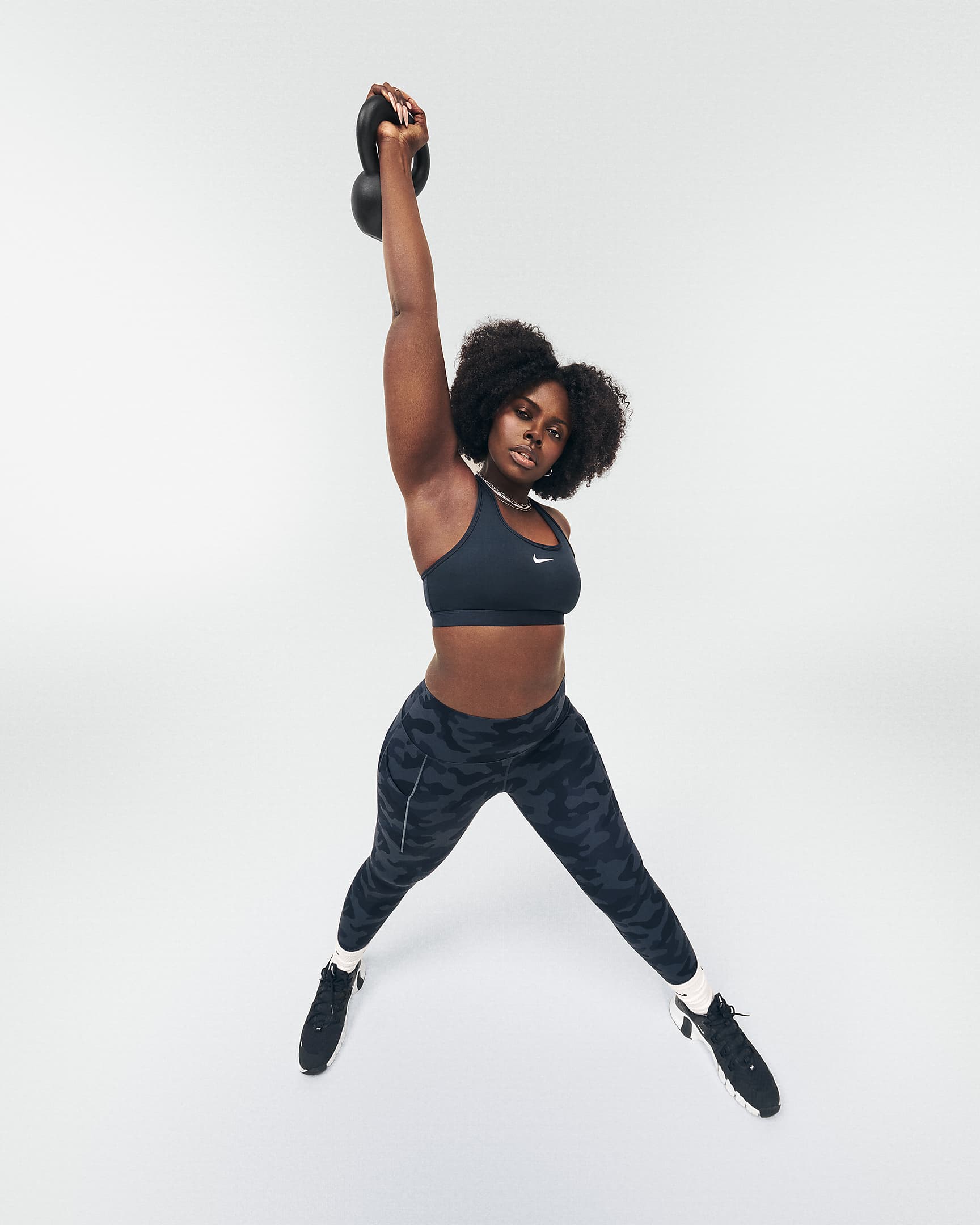 Nike Swoosh Medium Support Women's Padded Sports Bra - Black/White