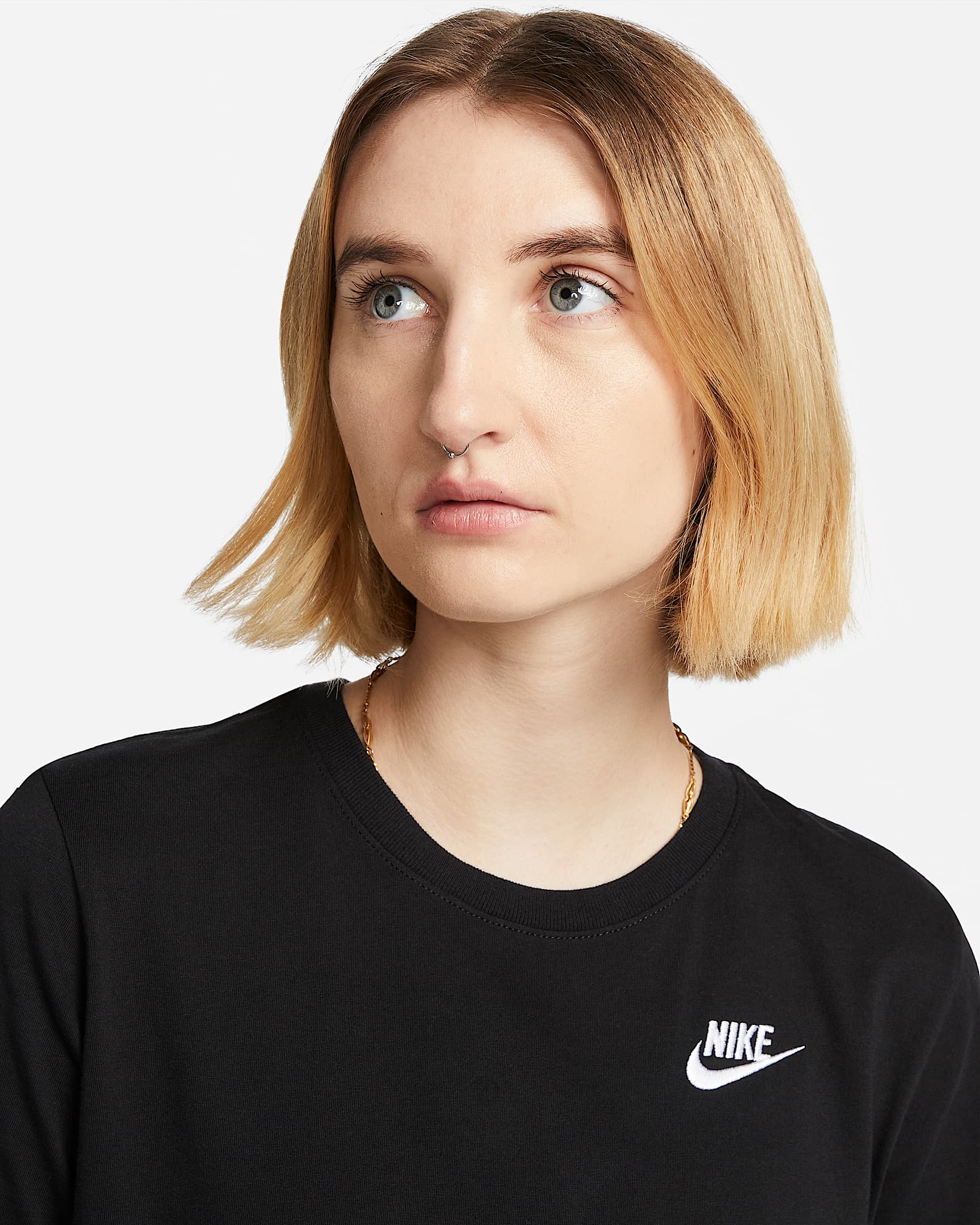 Nike Sportswear Club Essentials Women's TShirt. Nike UK