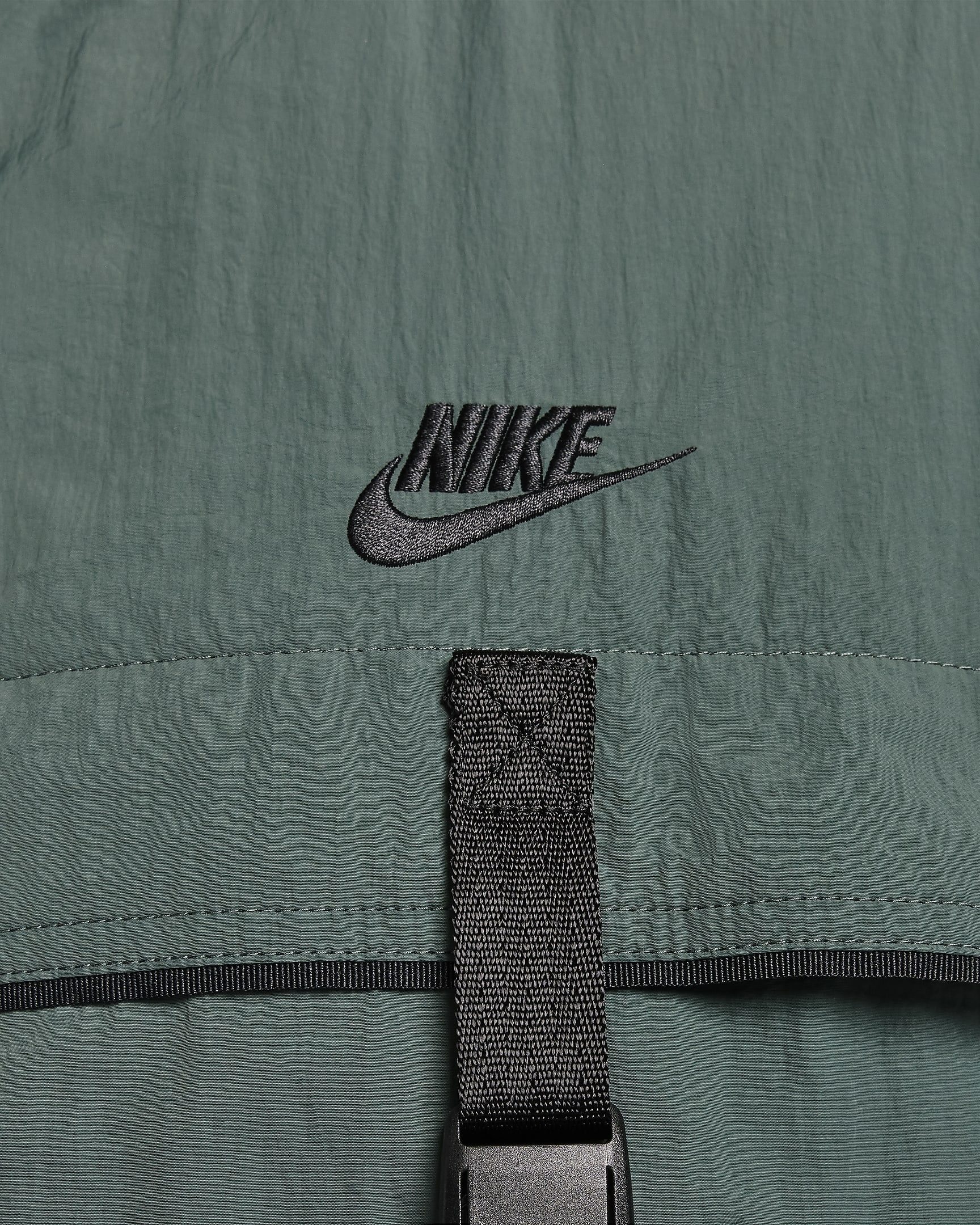 Veste tissée Nike Tech pour homme - Vintage Green/Noir