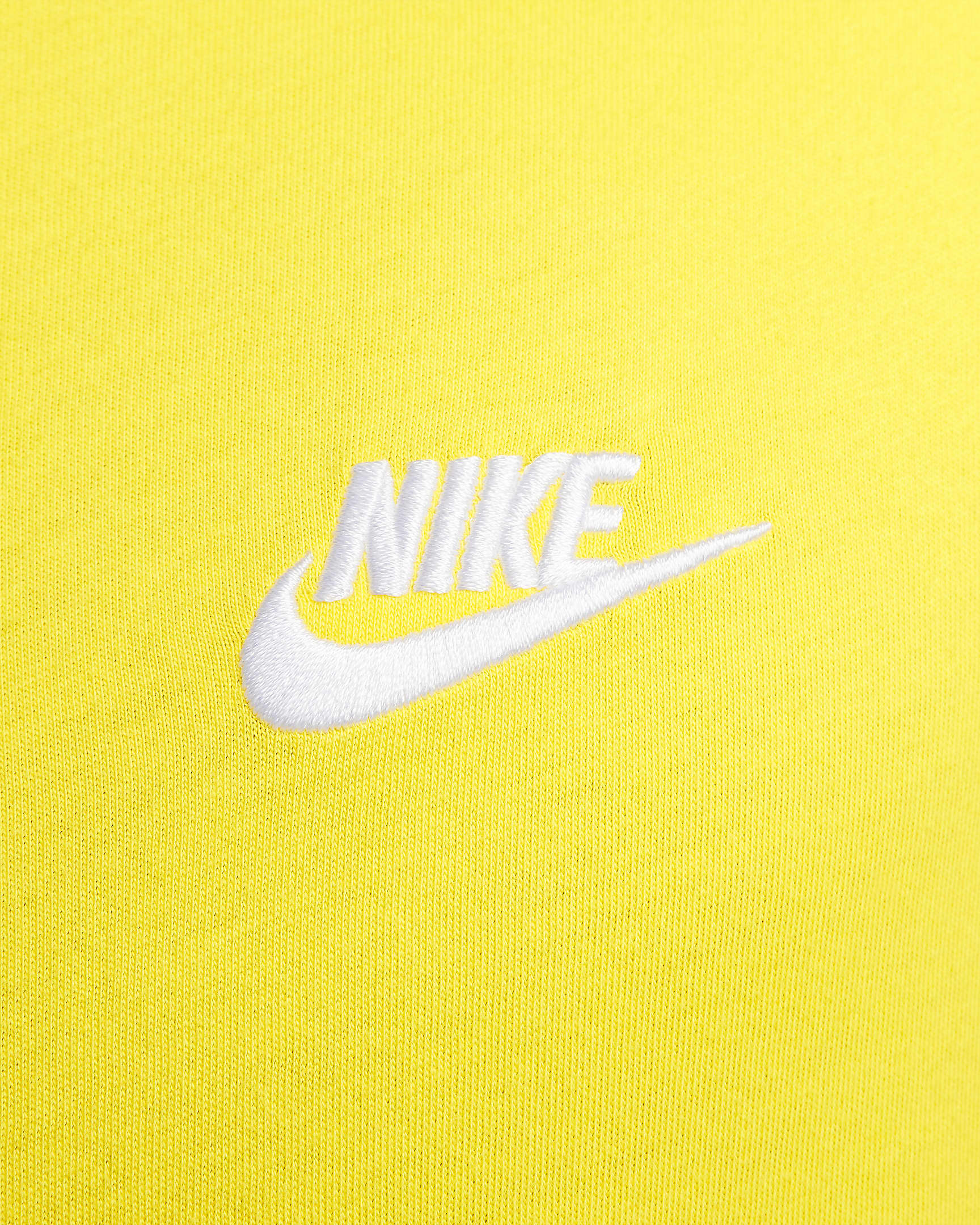 Nike Sportswear Club Men's T-Shirt. Nike IL