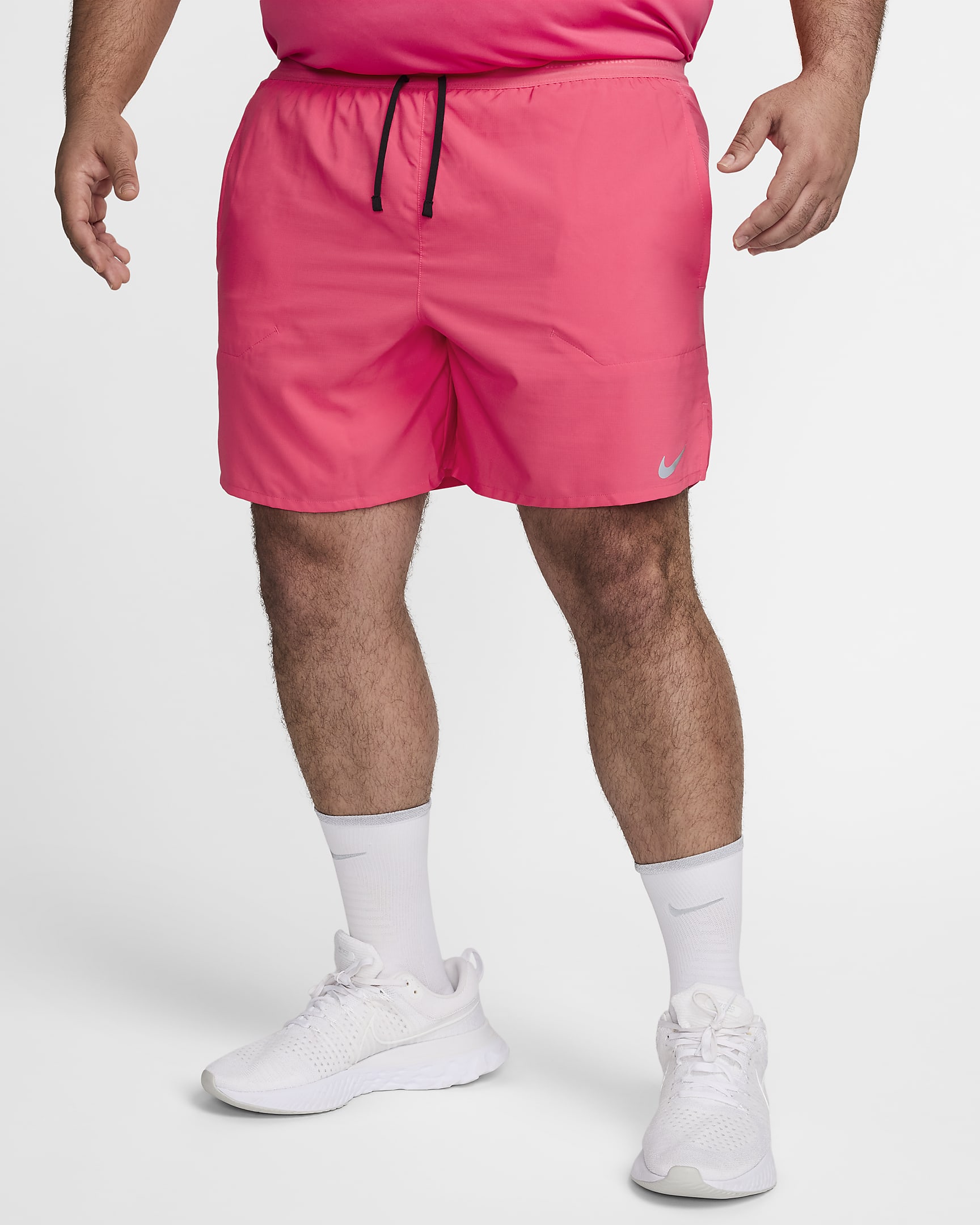 Nike Stride Dri-FIT 2-i-1 løpeshorts til herre (18 cm) - Aster Pink/Aster Pink/Svart