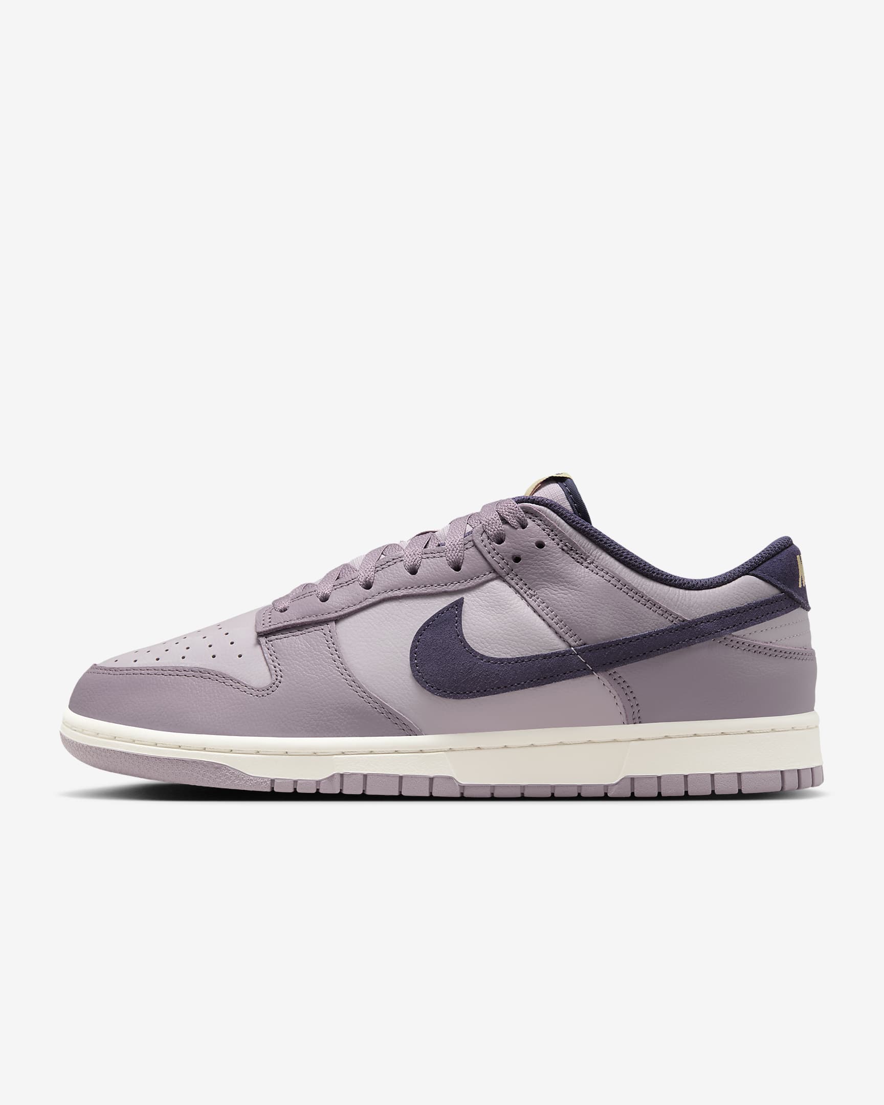 Nike Dunk Low Retro SE Men's Shoes - Light Violet Ore/Platinum Violet/Team Gold/Dark Raisin