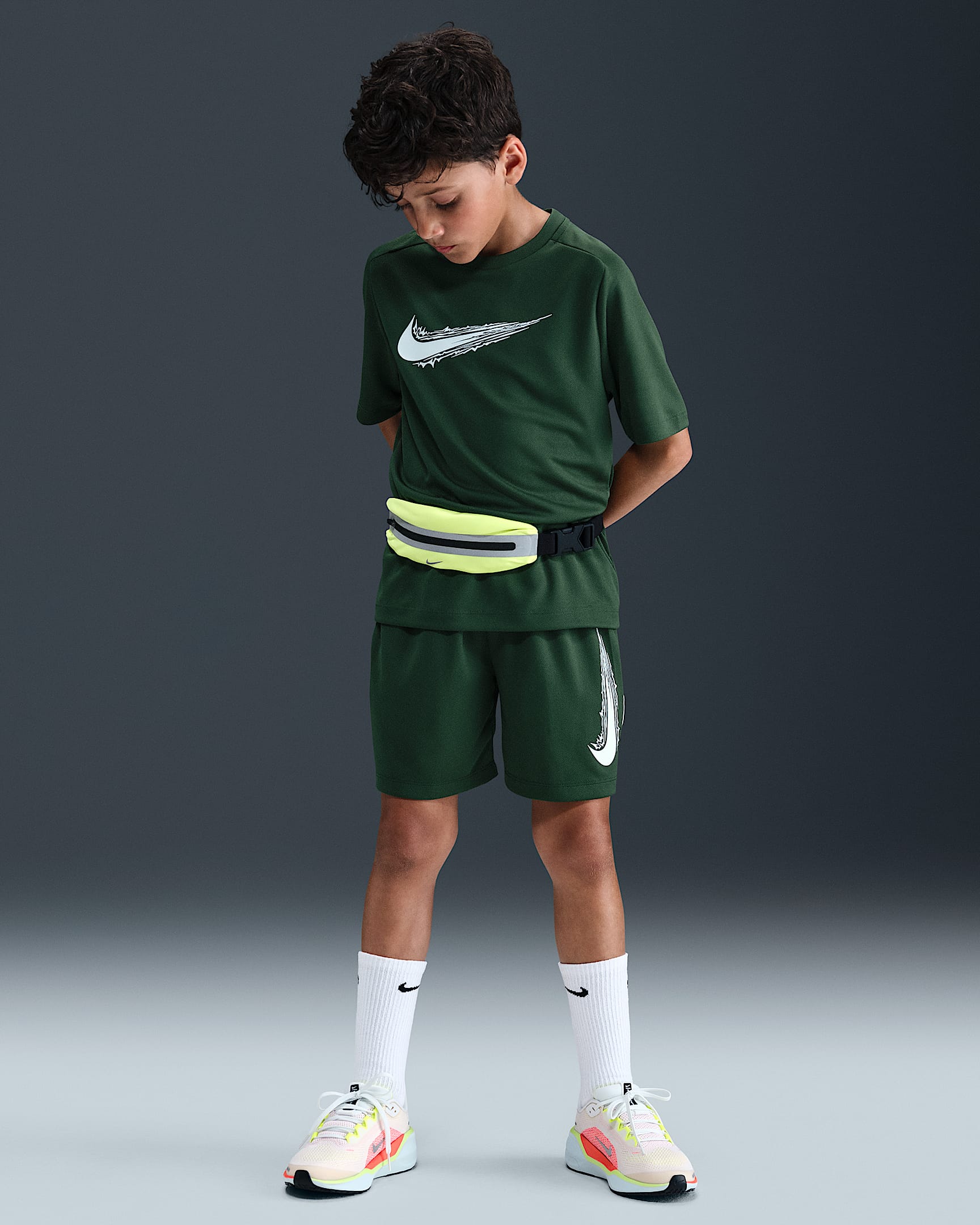 Nike Multi Older Kids' (Boys') Dri-FIT Shorts - Fir/White/White