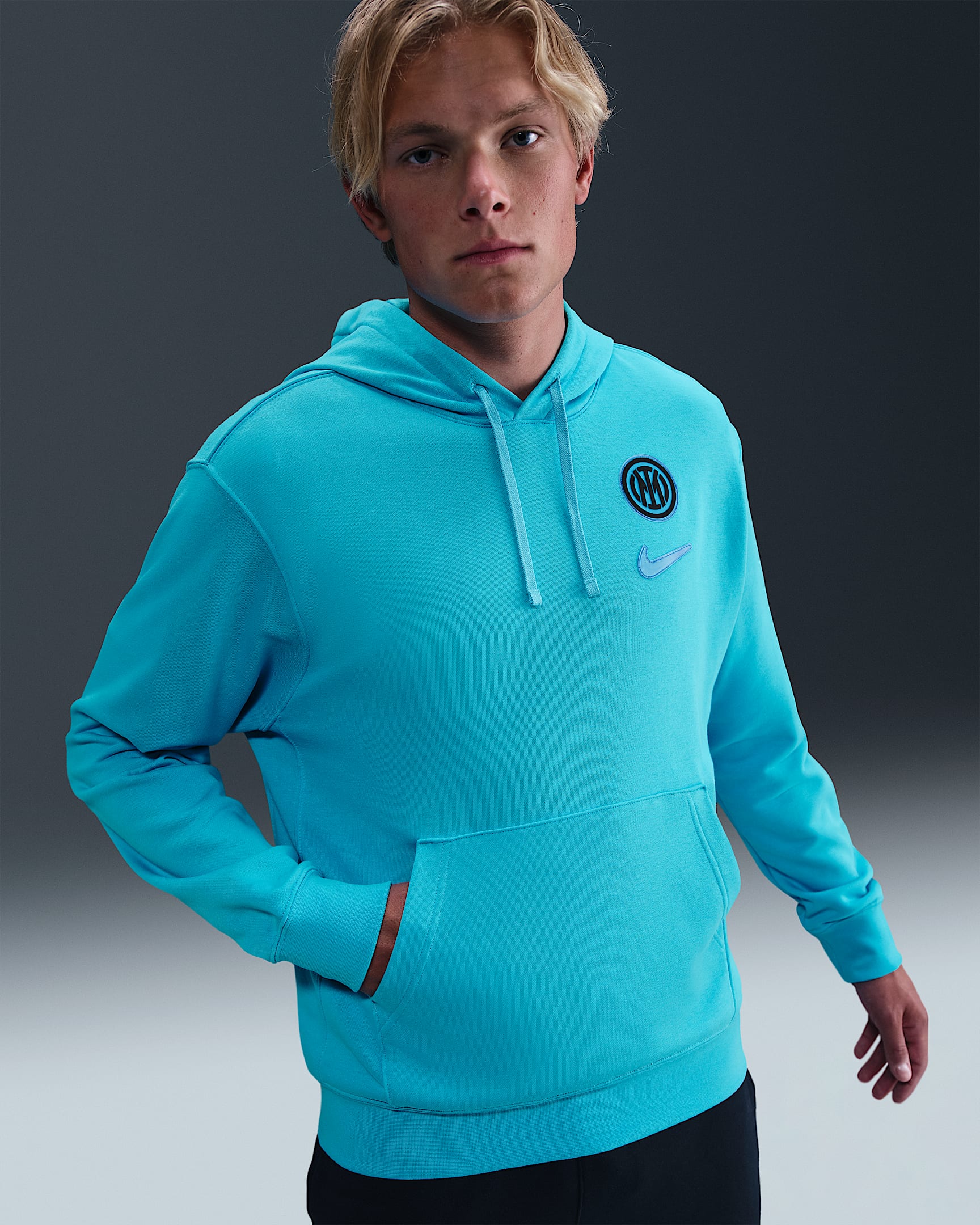 Inter Milan Club Nike Erkek Kapüşonlu Futbol Sweatshirt'ü - Chlorine Blue/Chlorine Blue