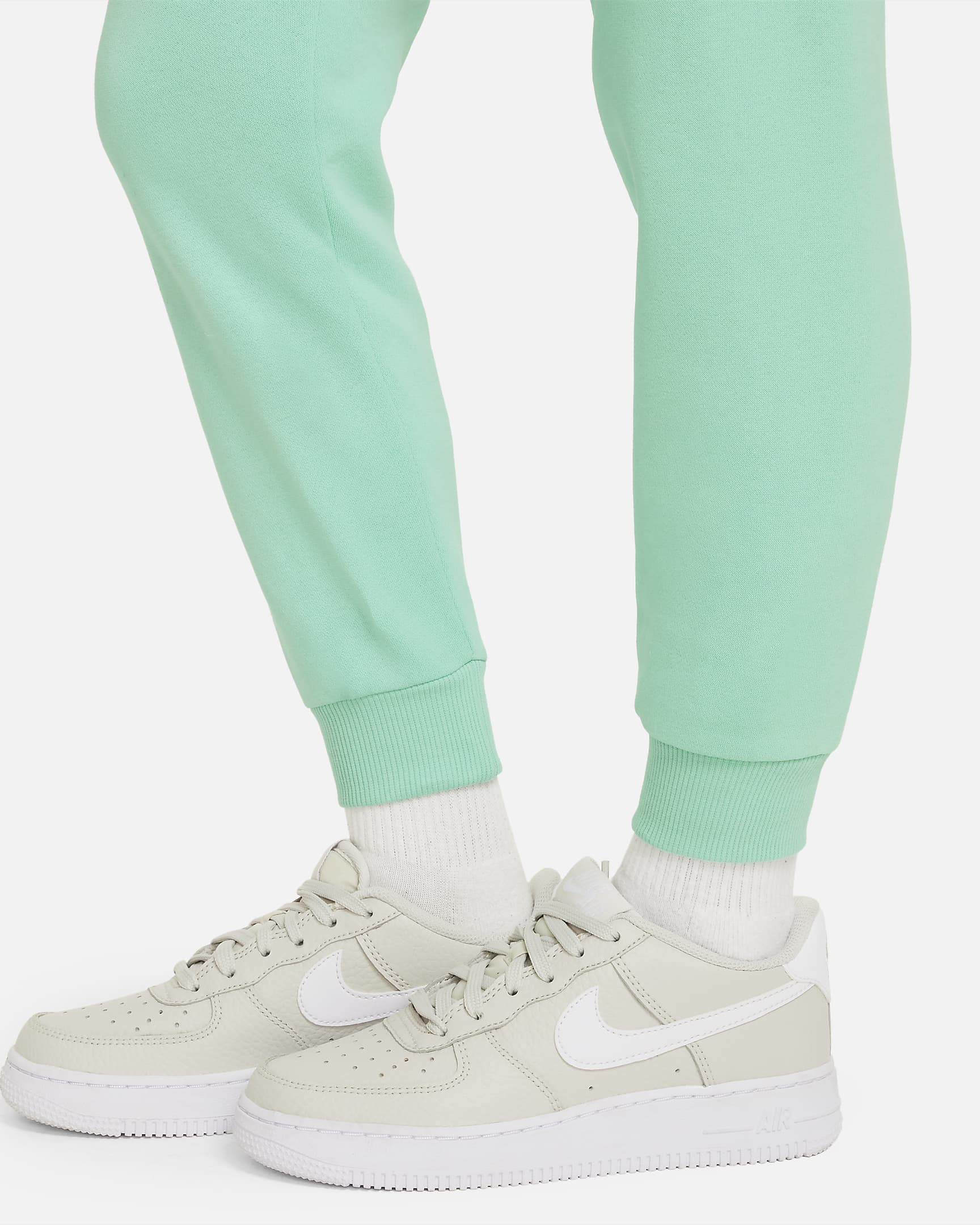 Joggers para niños talla grande Nike Club Fleece - Esmeralda creciente/Blanco