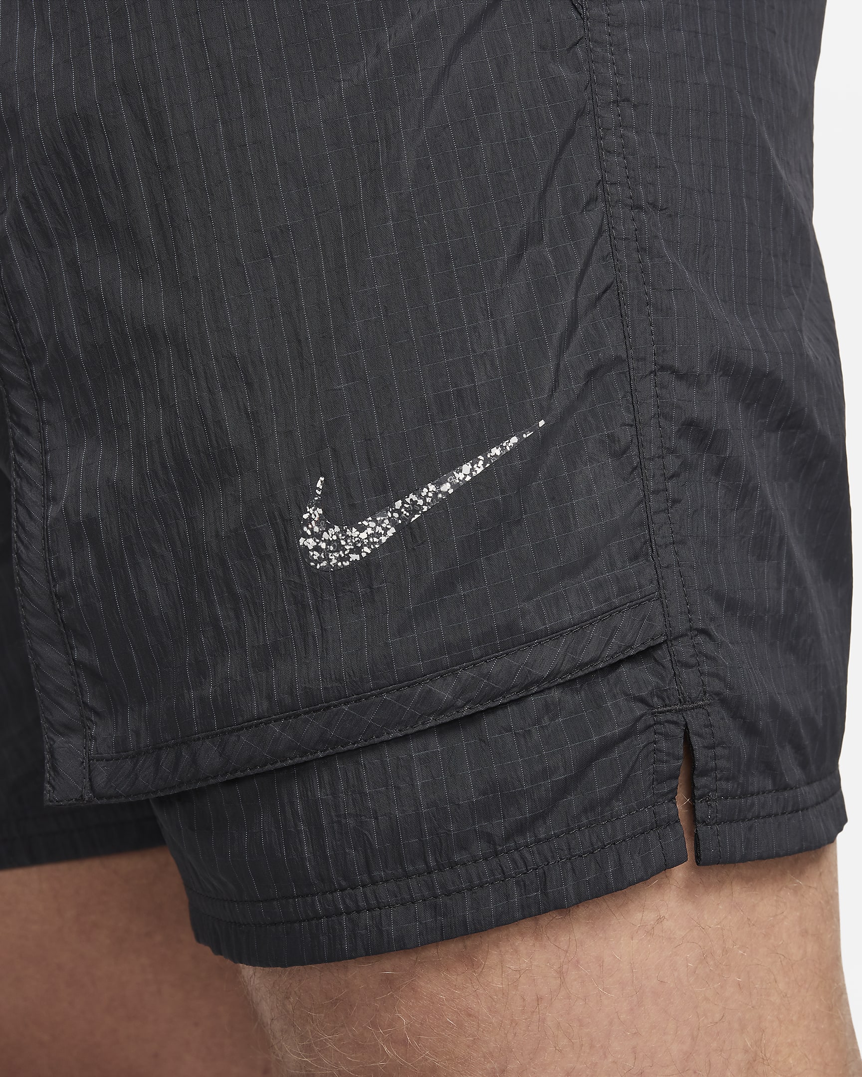 Nike Swim Men's 7" Volley Shorts - Black