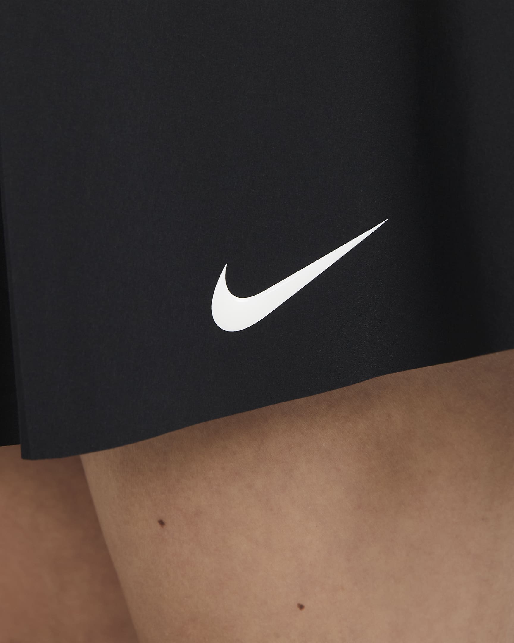 Nike Dri-FIT Advantage Women's Long Golf Skirt - Black/White