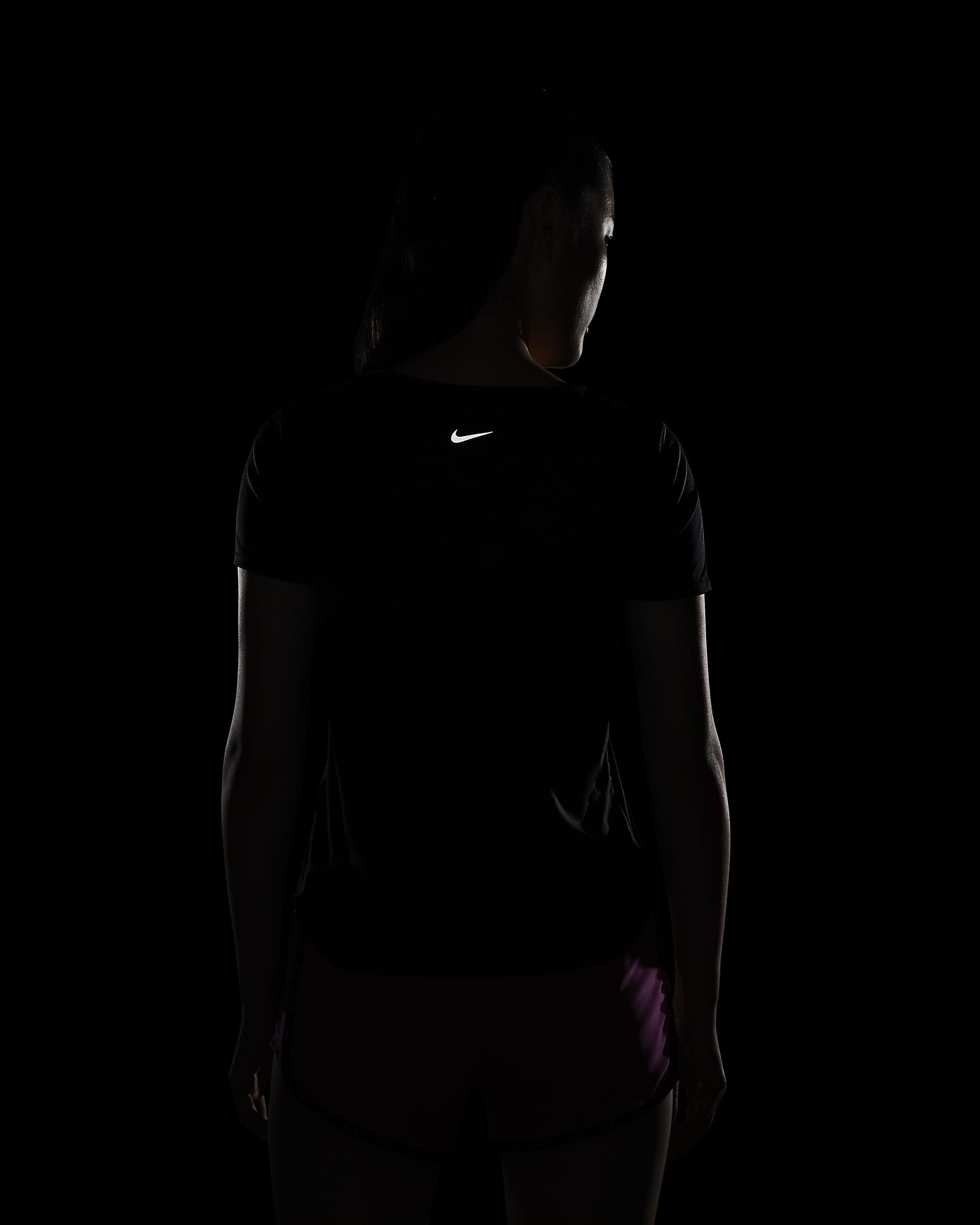 Nike Women's Short-Sleeve Running Top. Nike JP
