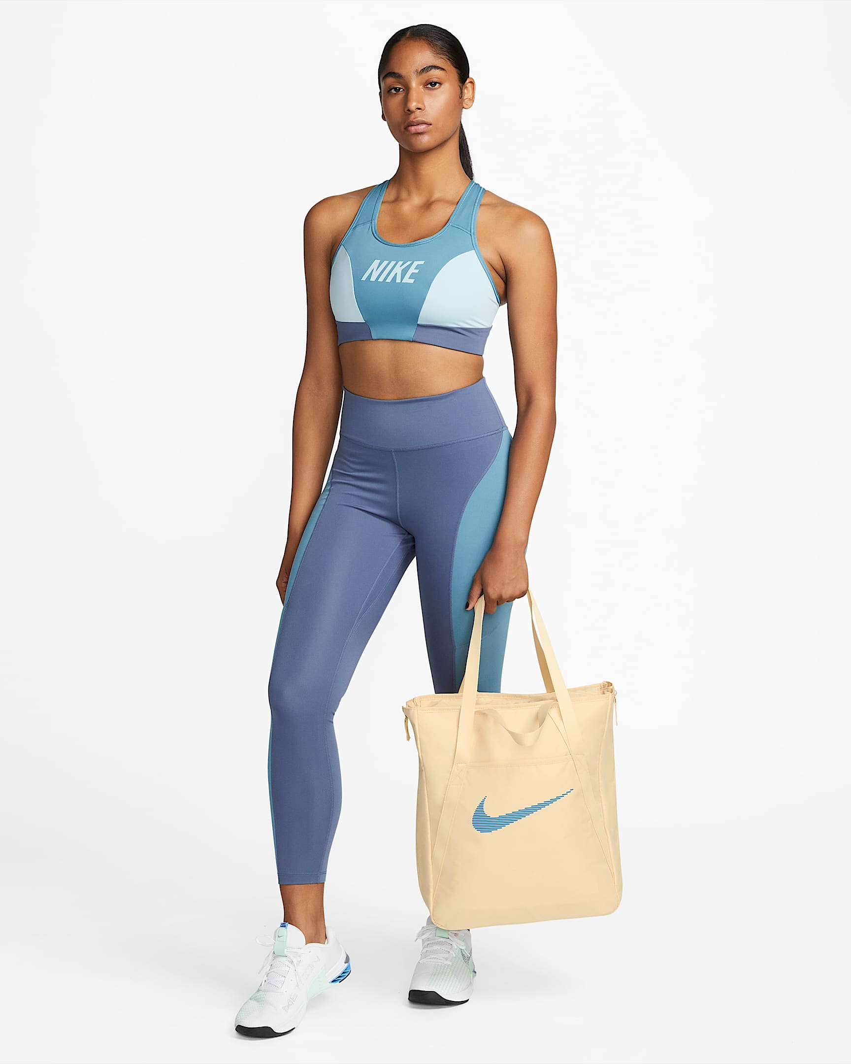 Tote bag pour la salle de sport Nike (28 L). Nike BE