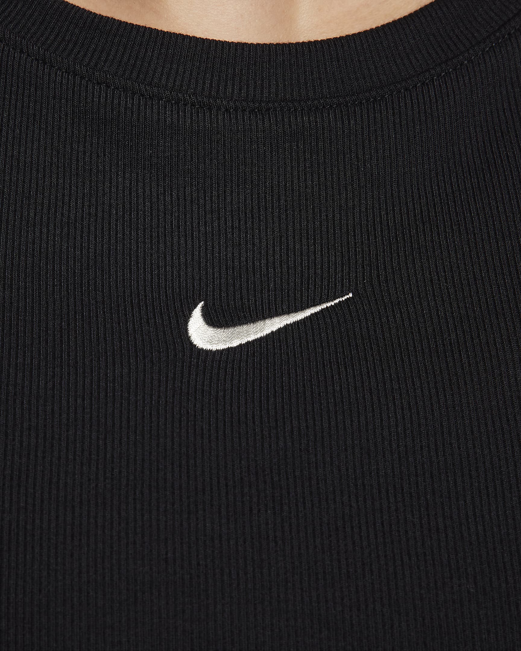 Nike Sportswear Women's Ribbed Long-Sleeve Mod Crop Top. Nike JP