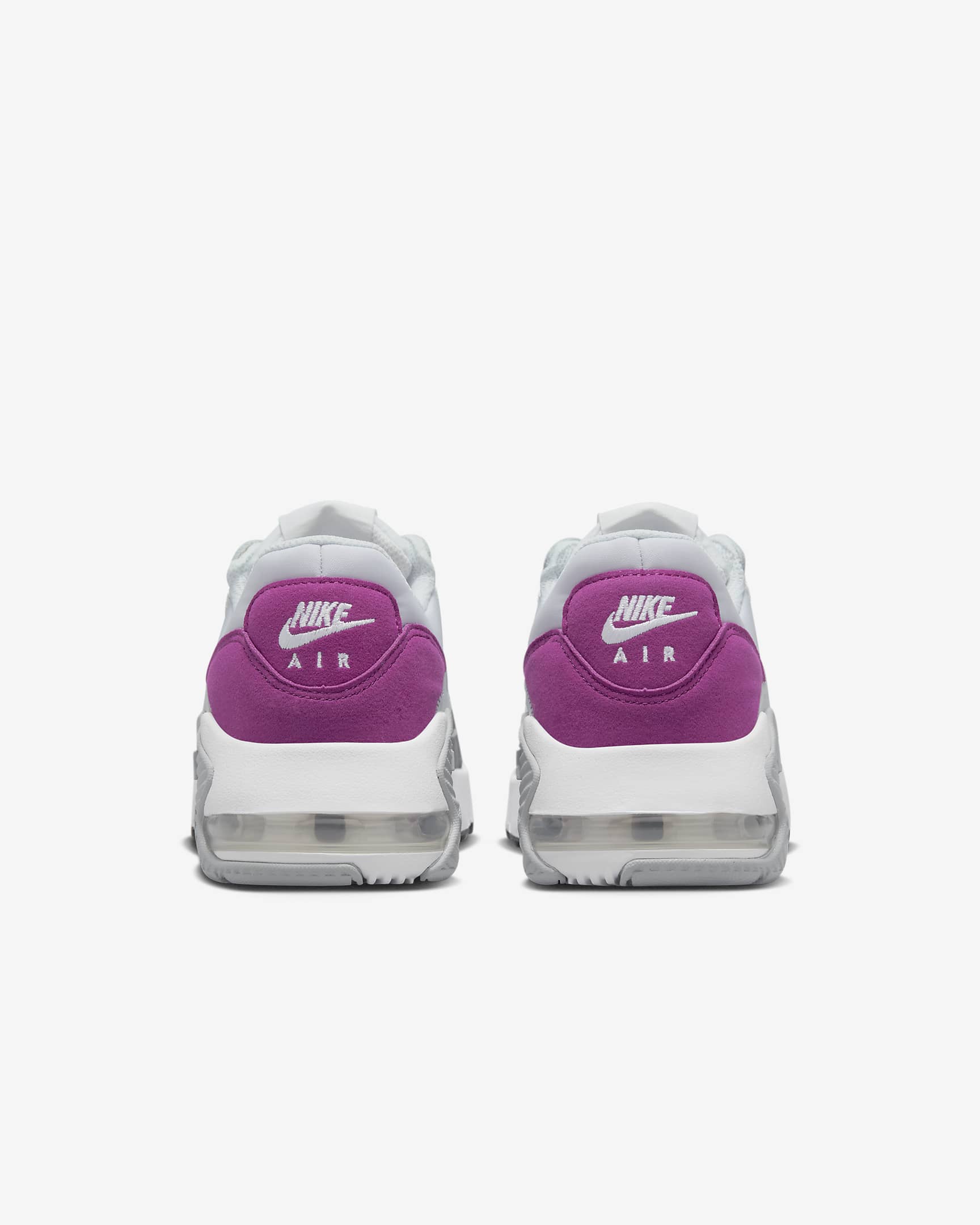 Tenis para mujer Nike Air Max Excee - Polvo fotón/Gris lobo/Fucsia cálido/Plata metalizado