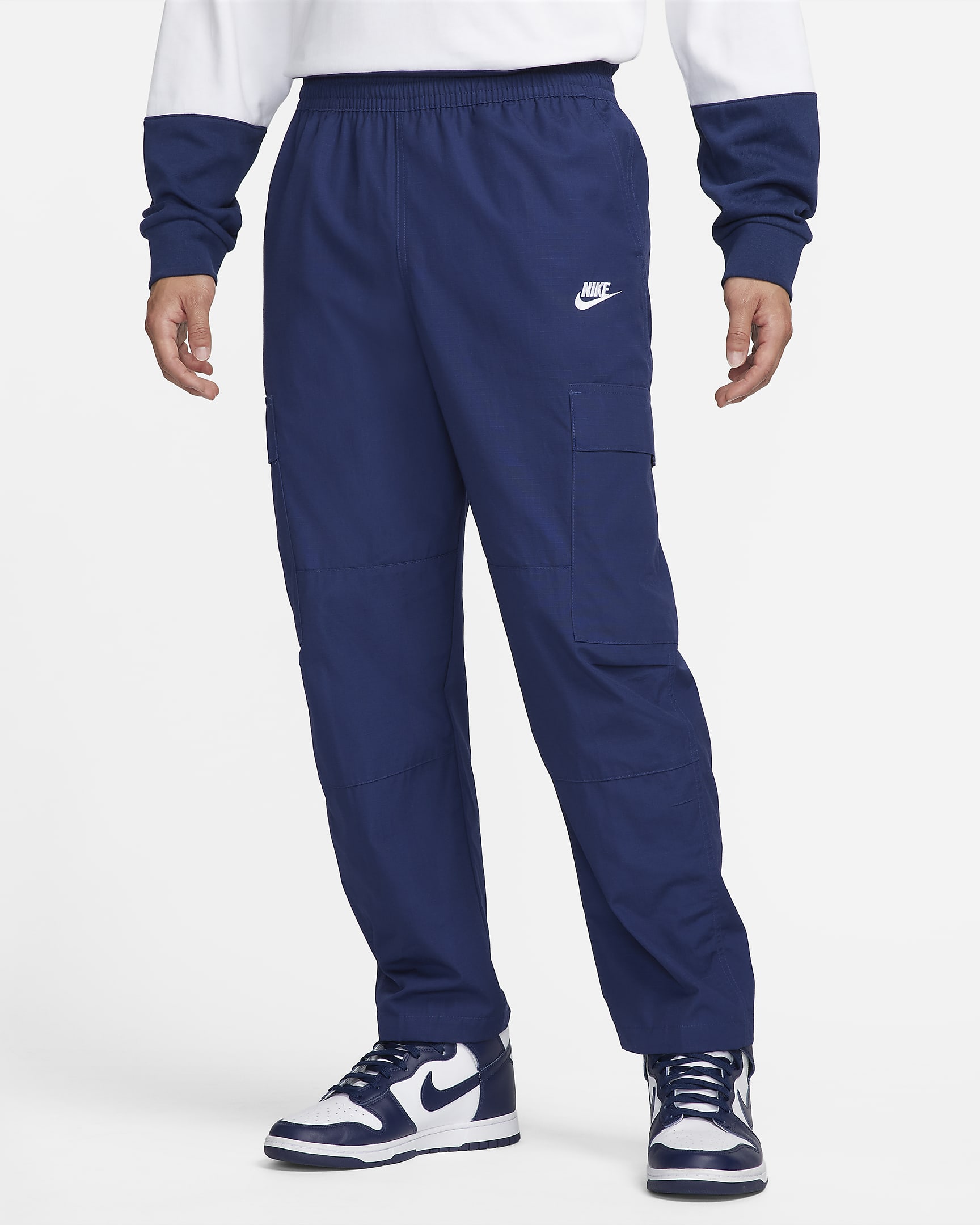 Nike Club Men's Woven Cargo Pants - Midnight Navy/White