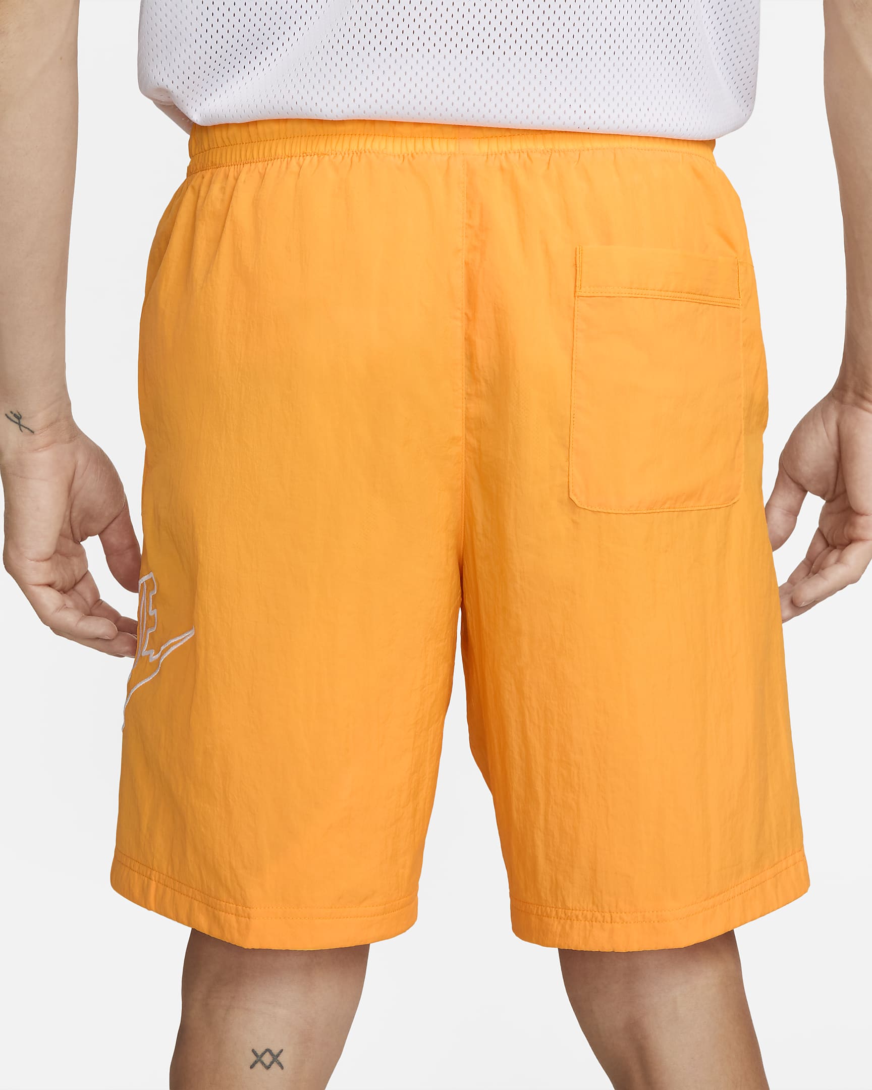 Nike Sportswear Alumni Men's Woven Flow Shorts.