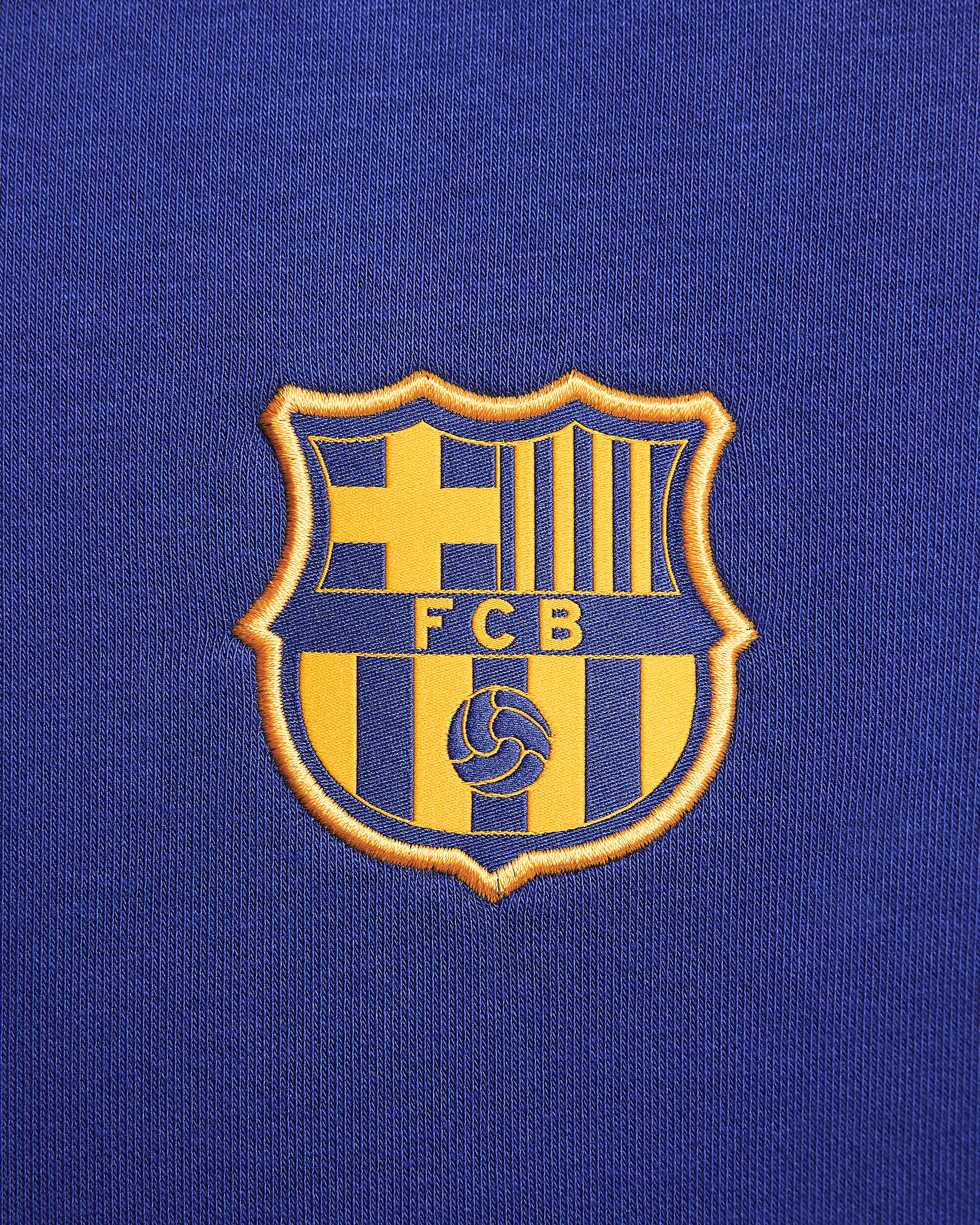 FC Barcelona Club Men's Nike Soccer Crew-Neck Sweatshirt. Nike JP