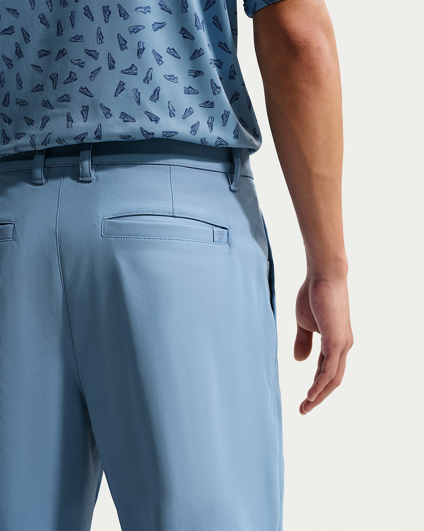 Nike Par Men's Dri-FIT Golf Pants - Work Blue/Photon Dust/Work Blue