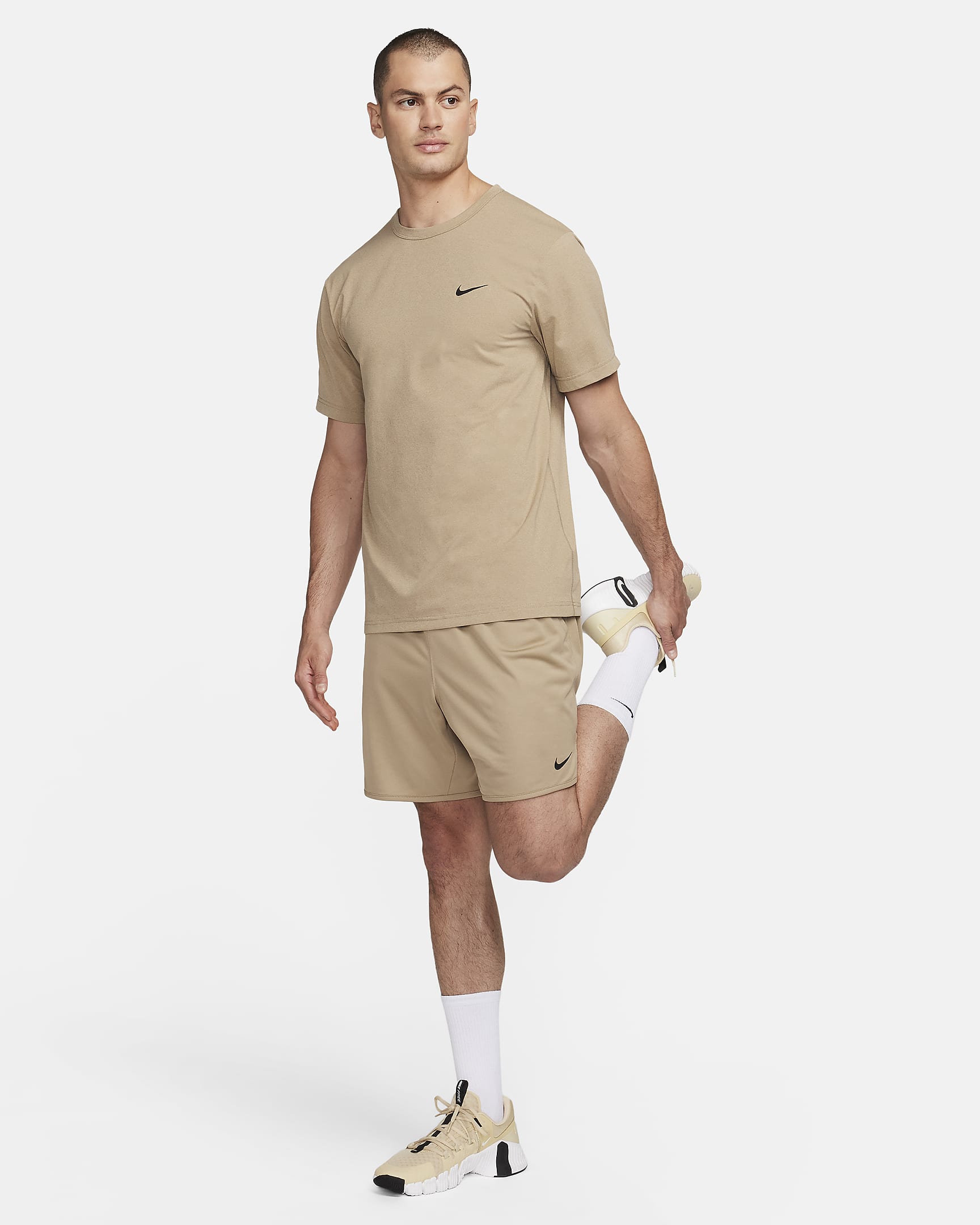 Nike Hyverse Men's Dri-FIT UV Short-sleeve Versatile Top. Nike UK