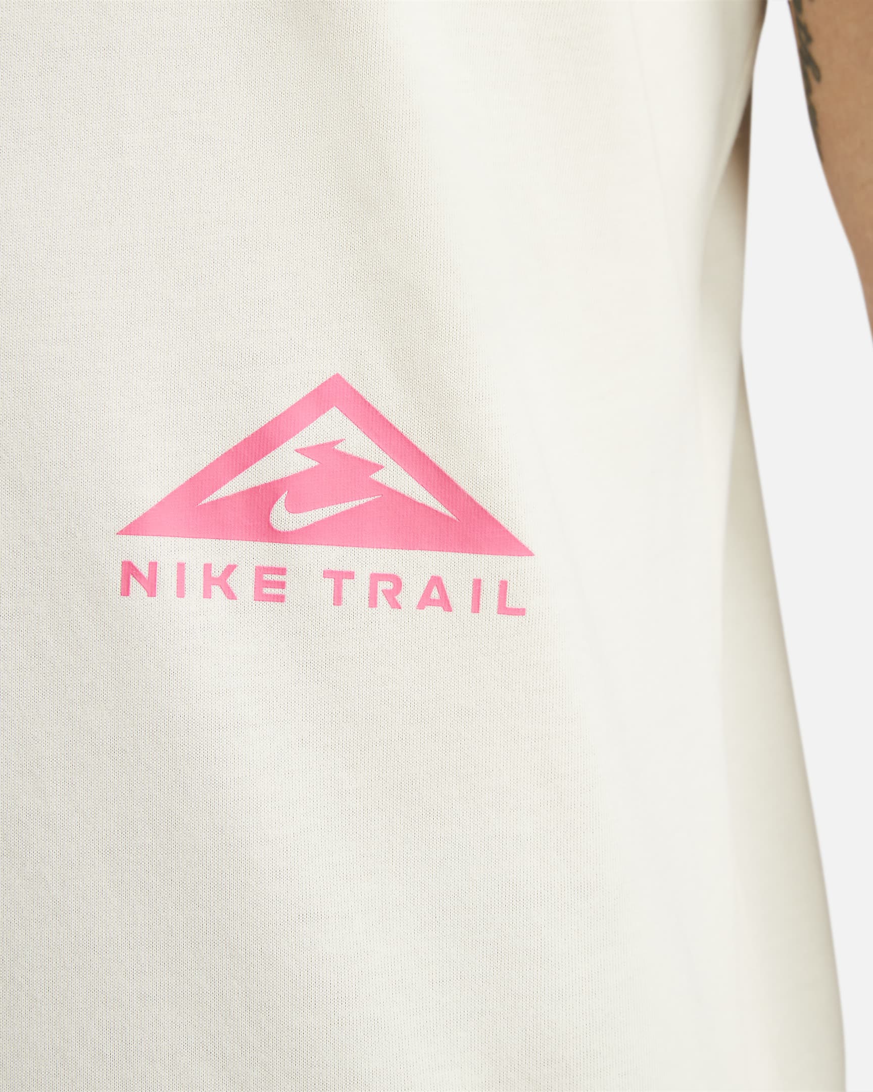 Nike Dri-FIT Men's Trail Running T-Shirt - Coconut Milk