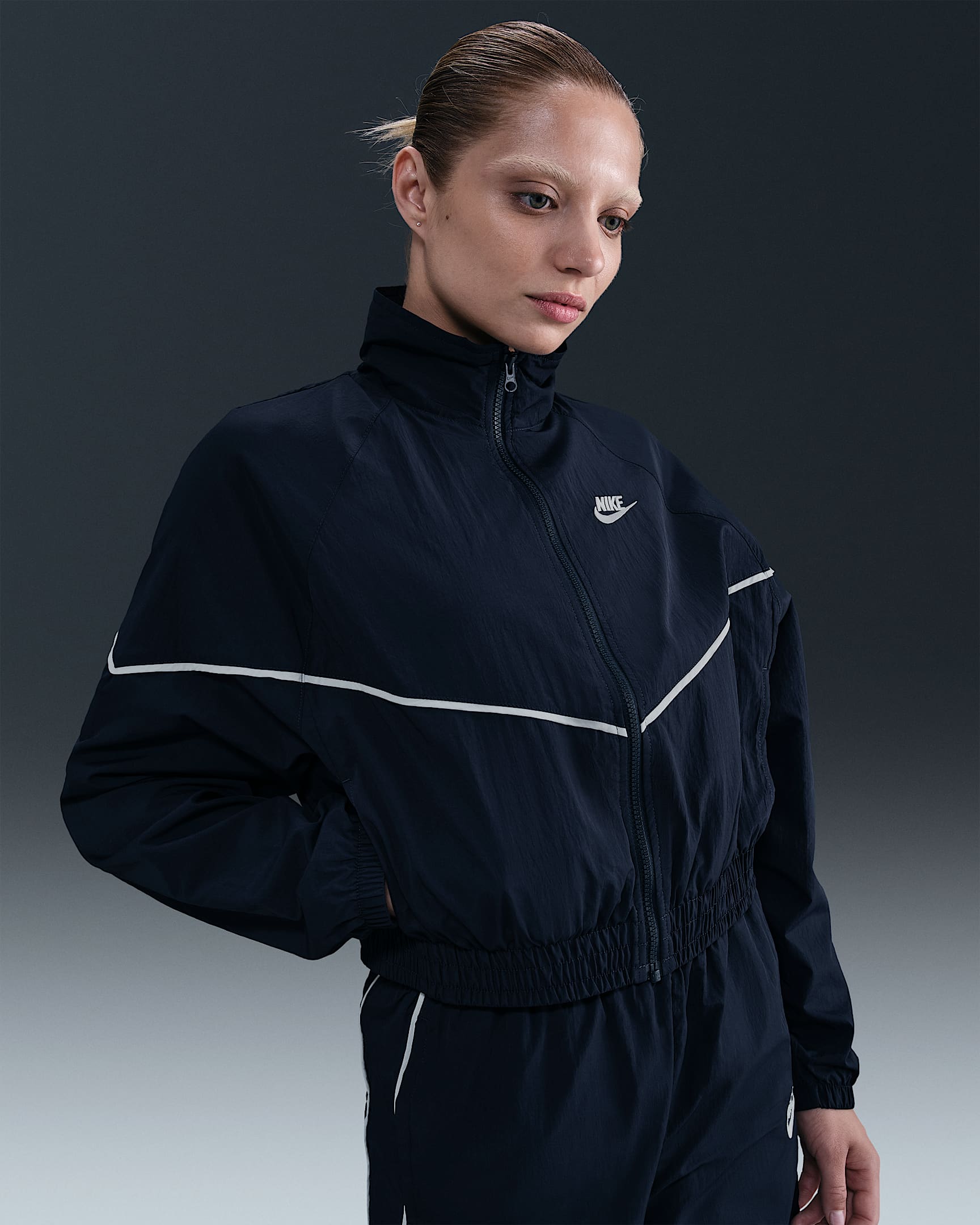 Nike Sportswear Windrunner Women's Woven Jacket - Midnight Navy/Sail/Sail