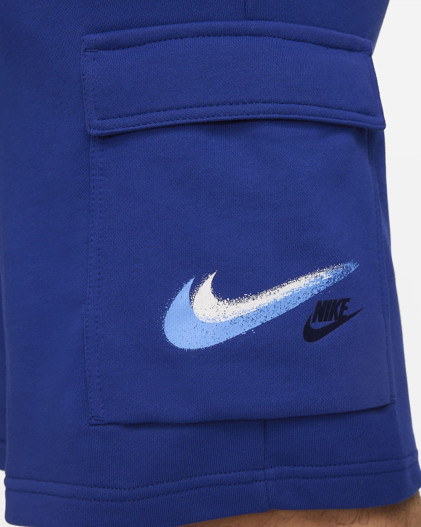 Nike Sportswear Men's French Terry Cargo Shorts. Nike IL