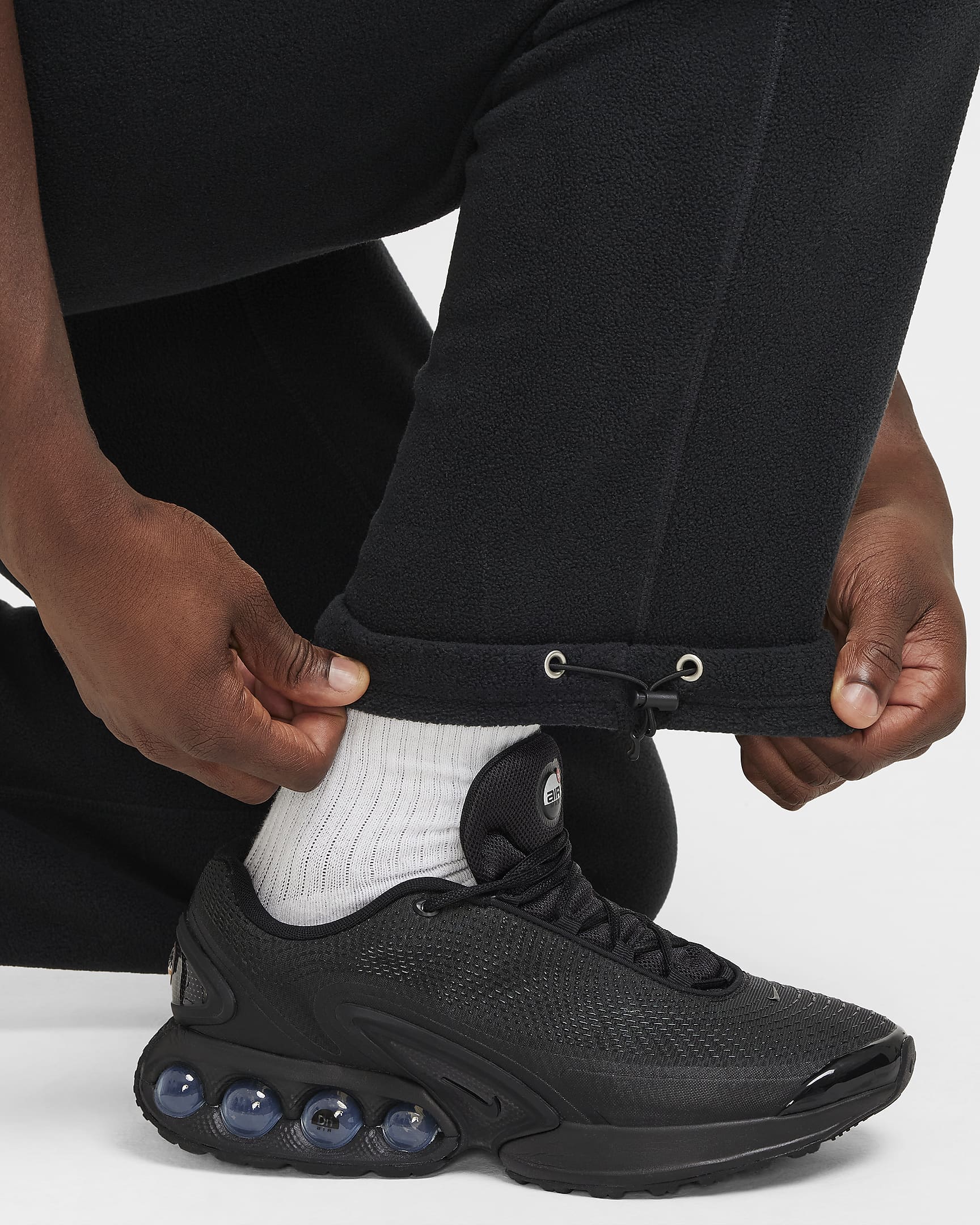 Nike Sportswear Club Men's Winterized Trousers - Black/White