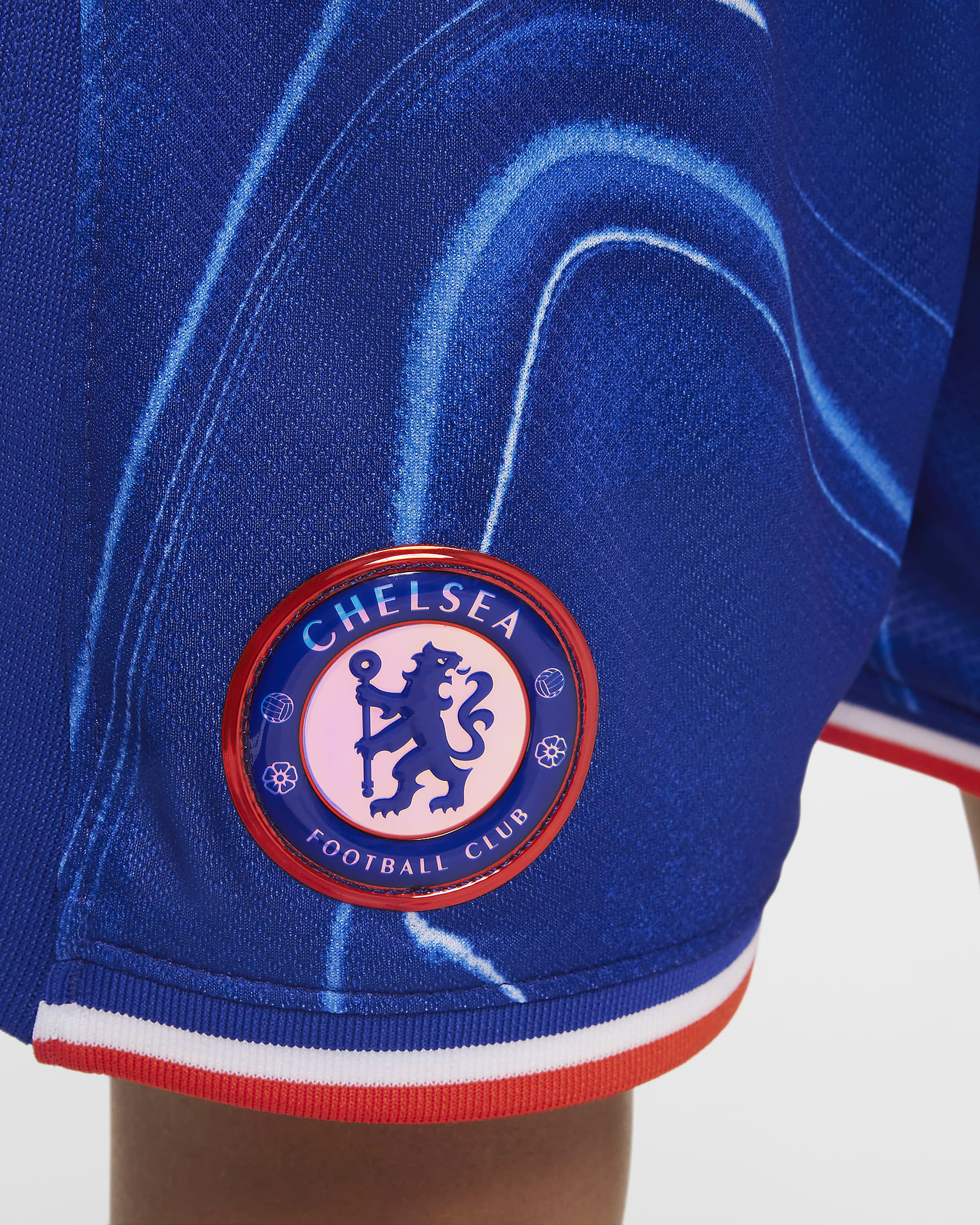 Chelsea FC 2024/25 Stadium Home Nike Football Replica-sæt i tre dele til mindre børn - Rush Blue/Team Orange/hvid