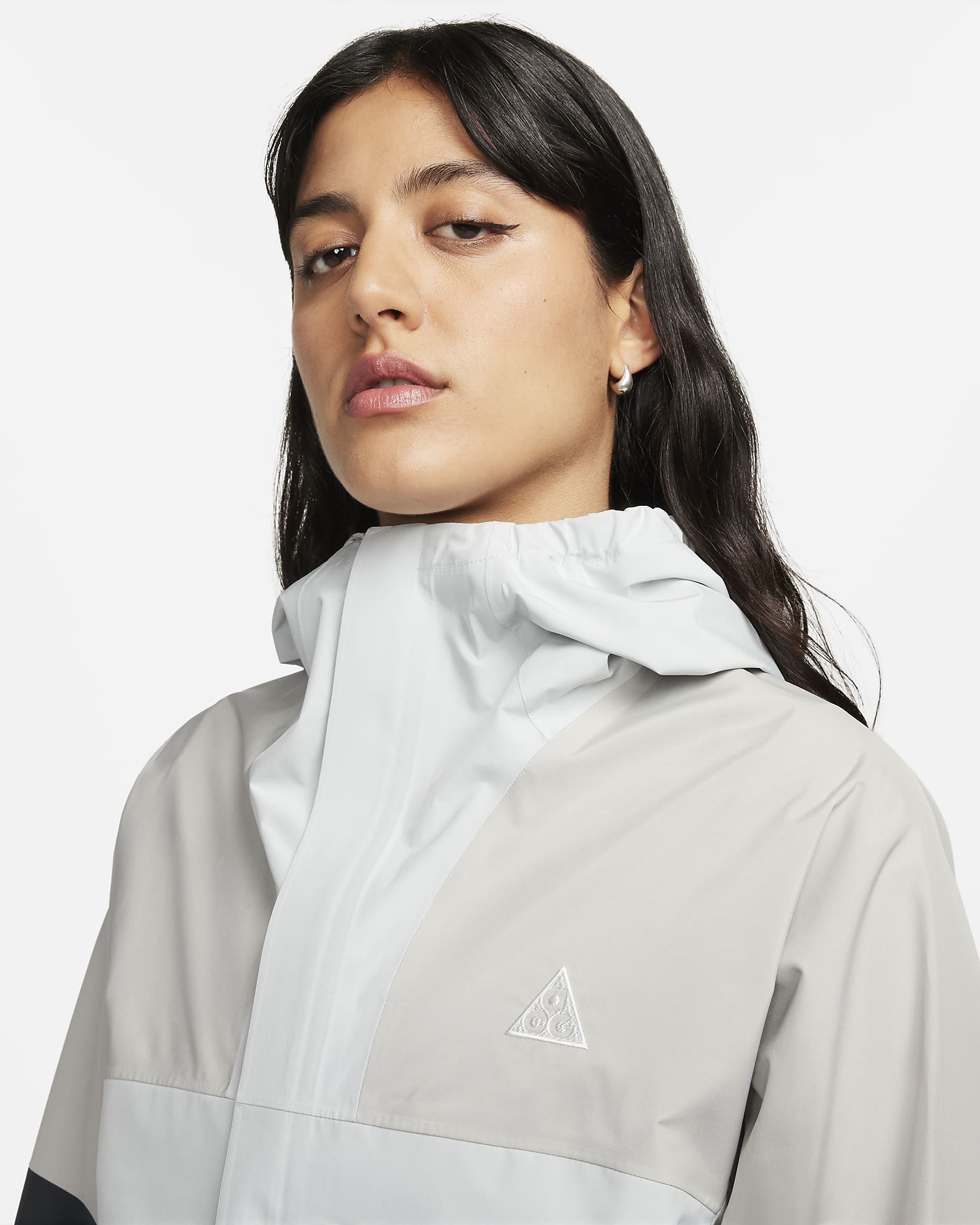 Nike ACG 'Cascade Rain' Women's StormFIT WaterResistant Lightweight