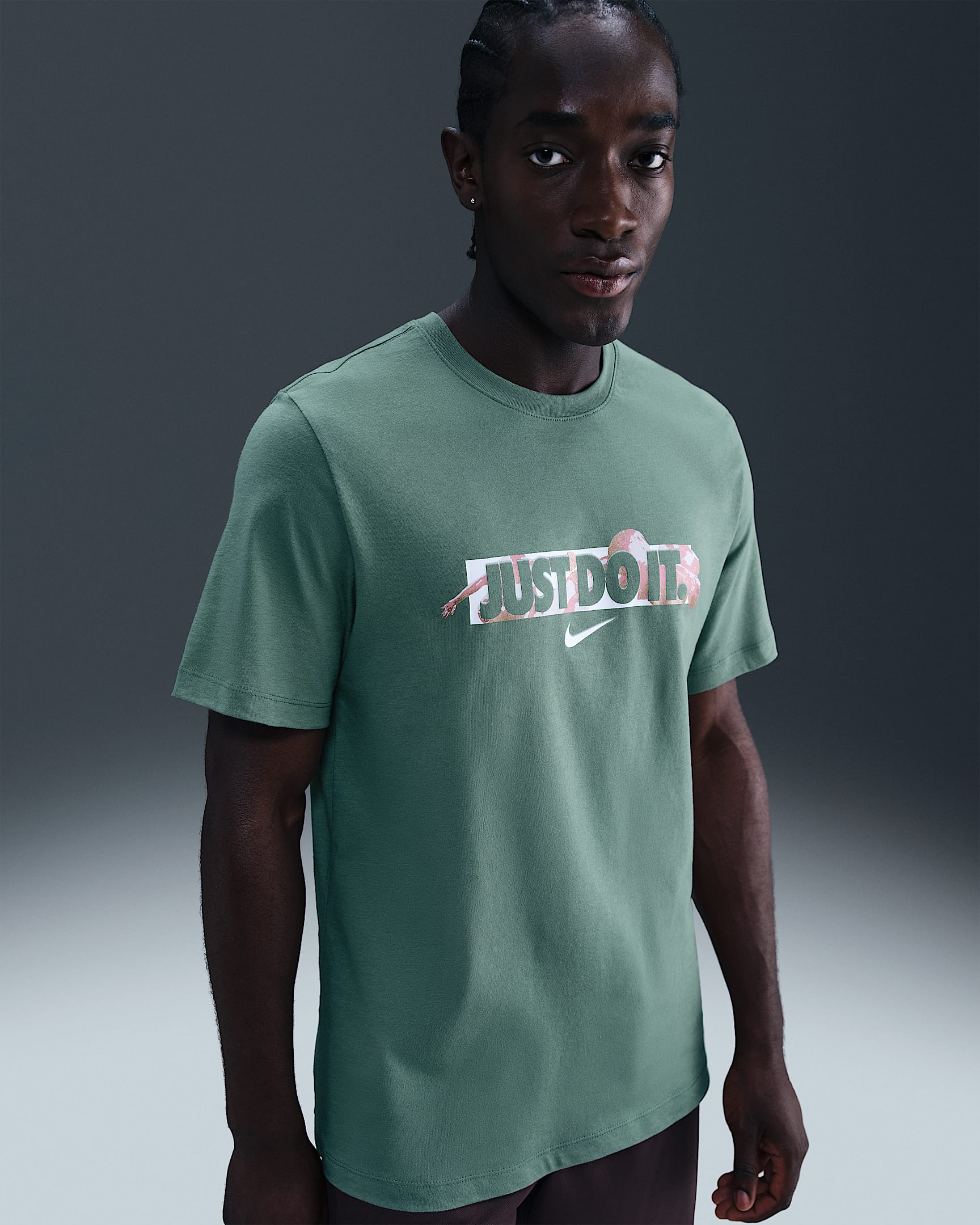 Nike Men's T-Shirt - Clay Green