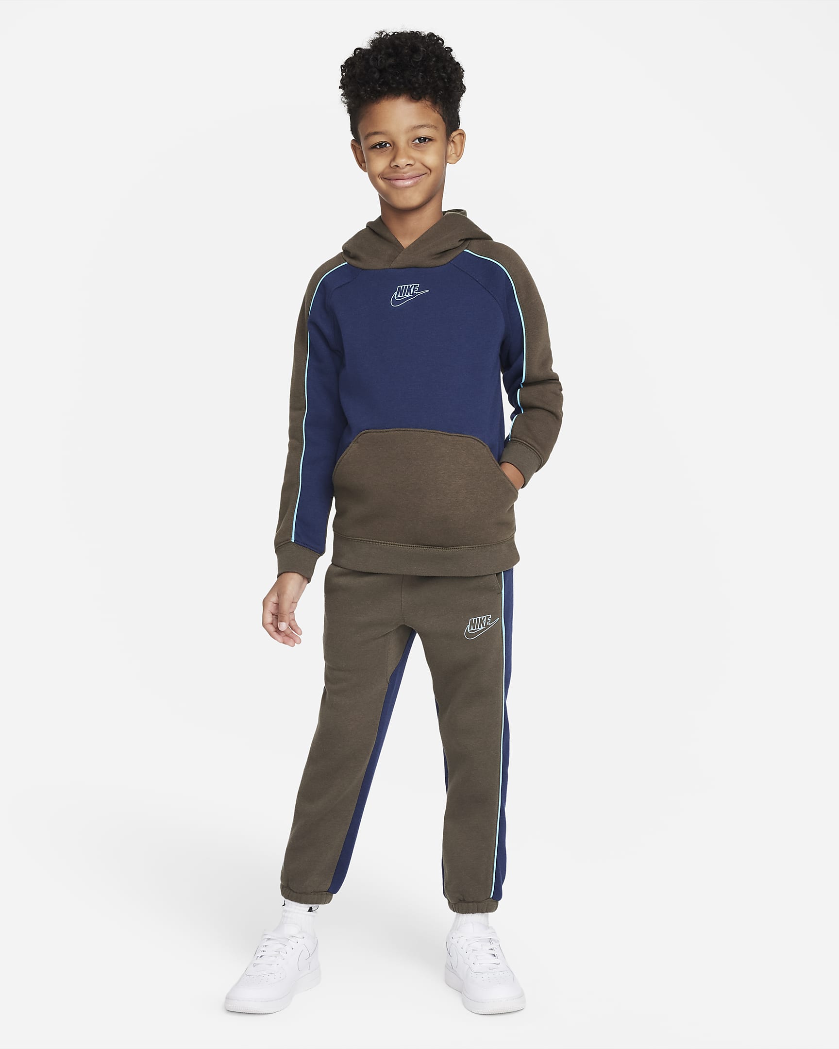 Nike Sportswear Amplify Little Kids' Joggers. Nike.com