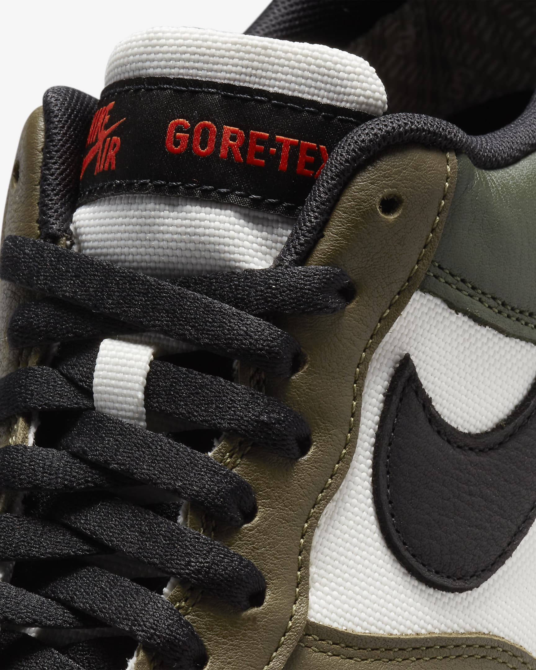 Nike Air Force 1 GORE-TEX 男鞋 - Medium Olive/Carbon Green/Sail/黑色