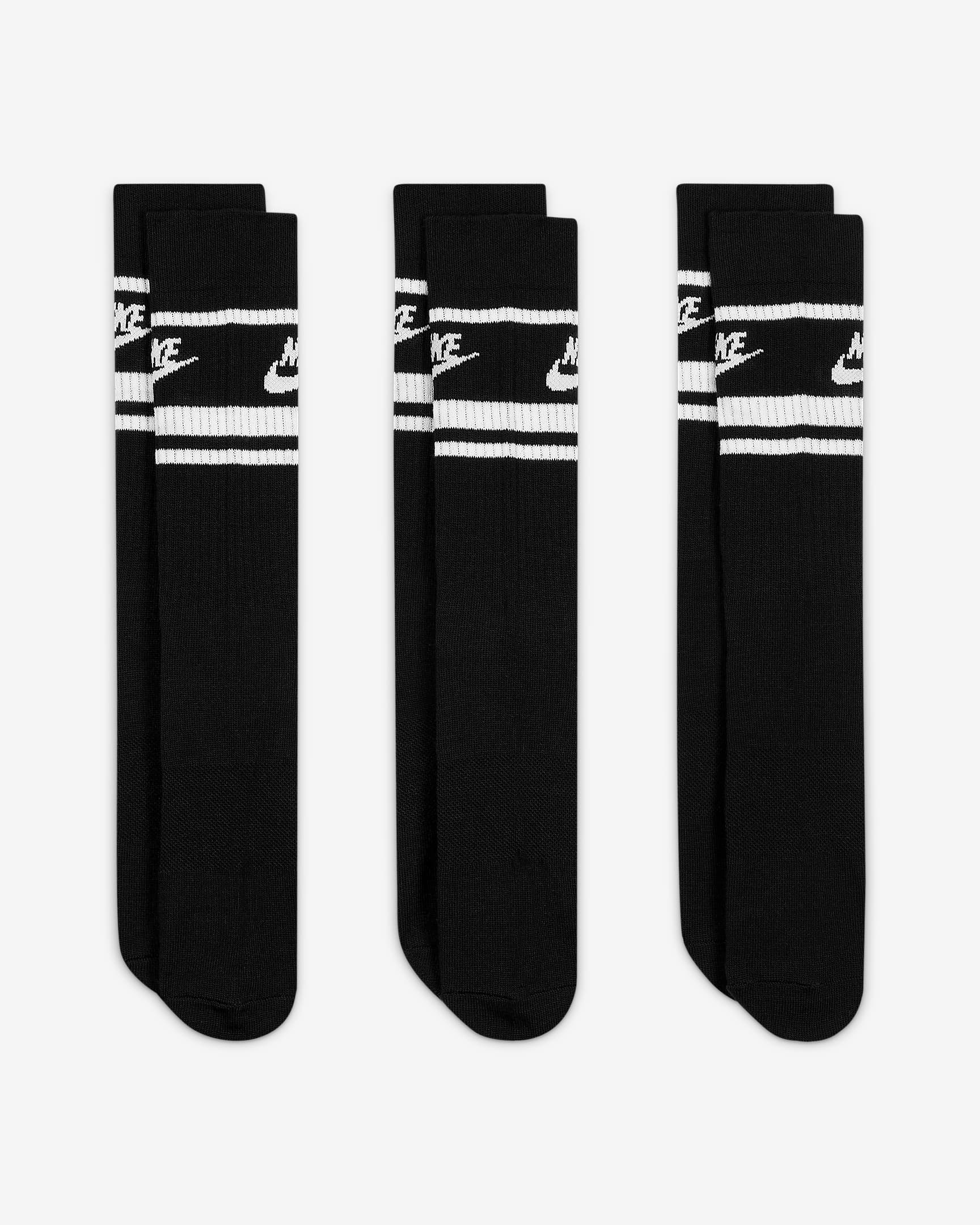 Nike Sportswear DriFIT Everyday Essential Crew Socks (3 Pairs). Nike IN