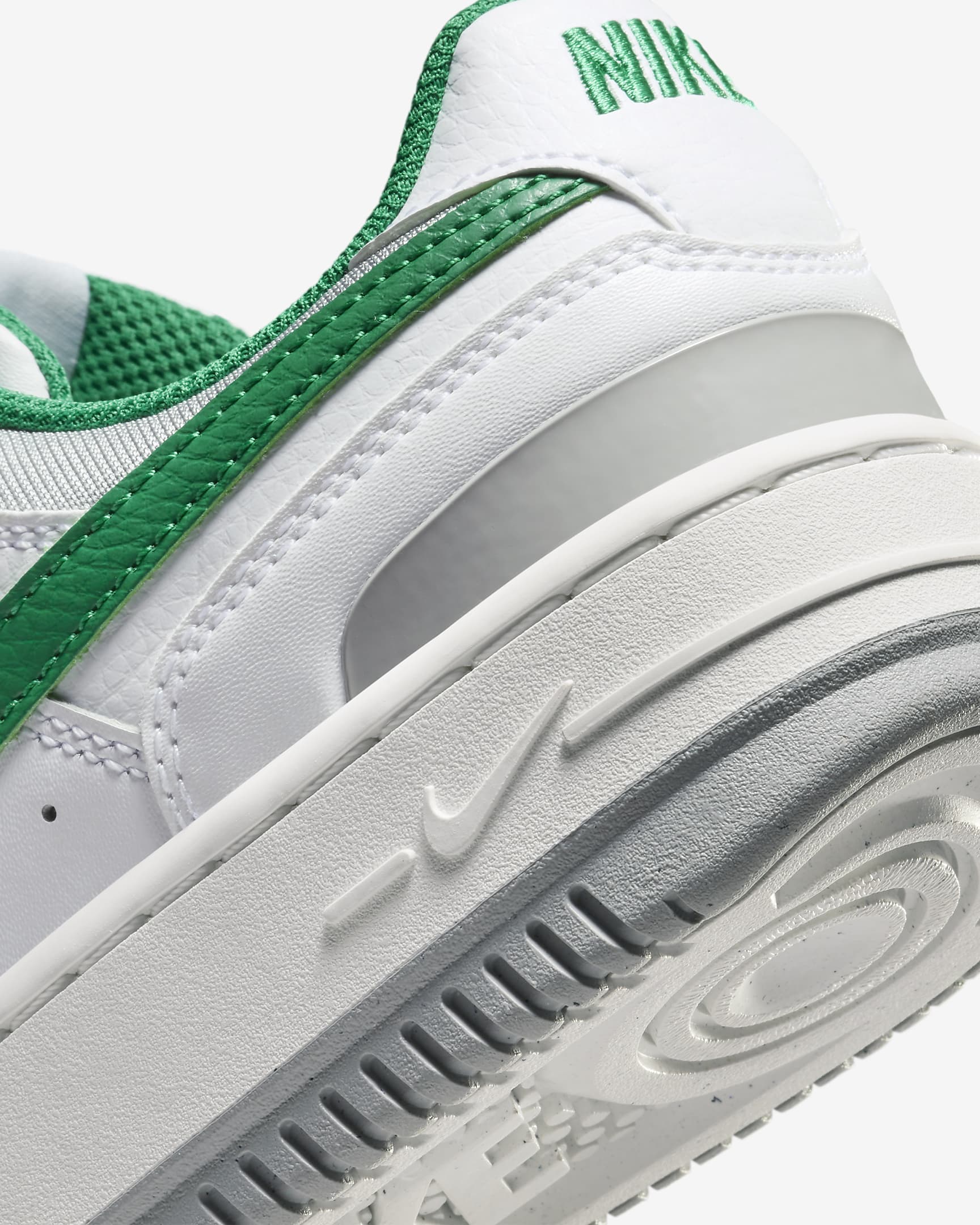 Nike Gamma Force Women's Shoes - White/Light Smoke Grey/Summit White/Malachite