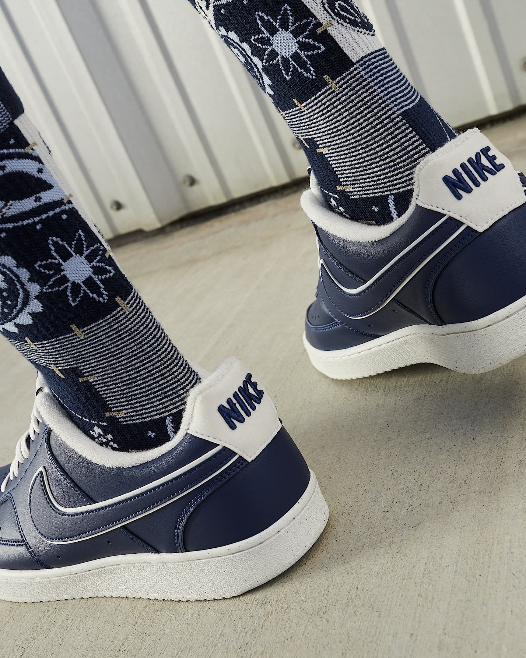 nike vision low men's