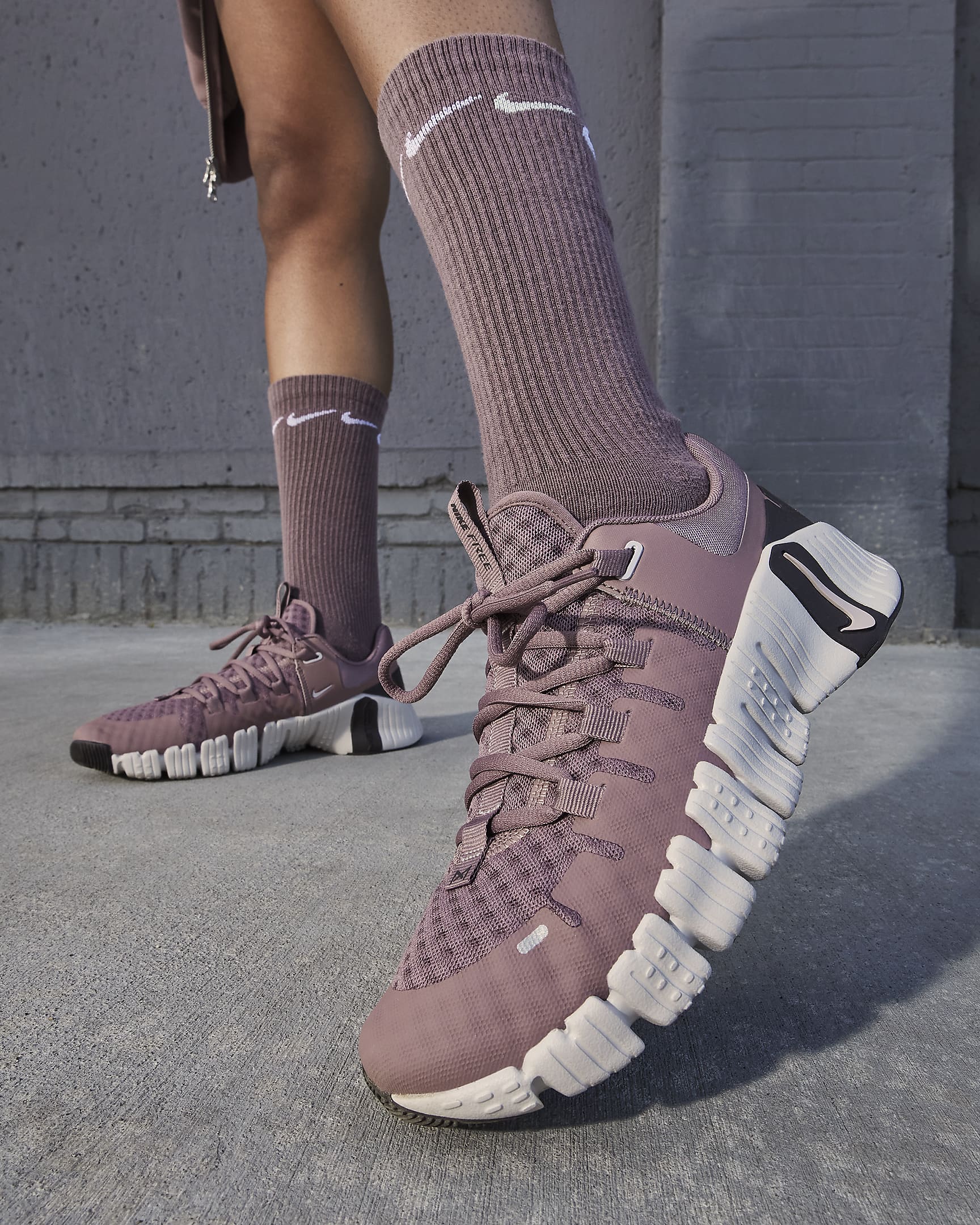 Nike Free Metcon 5 Women's Workout Shoes. Nike SI