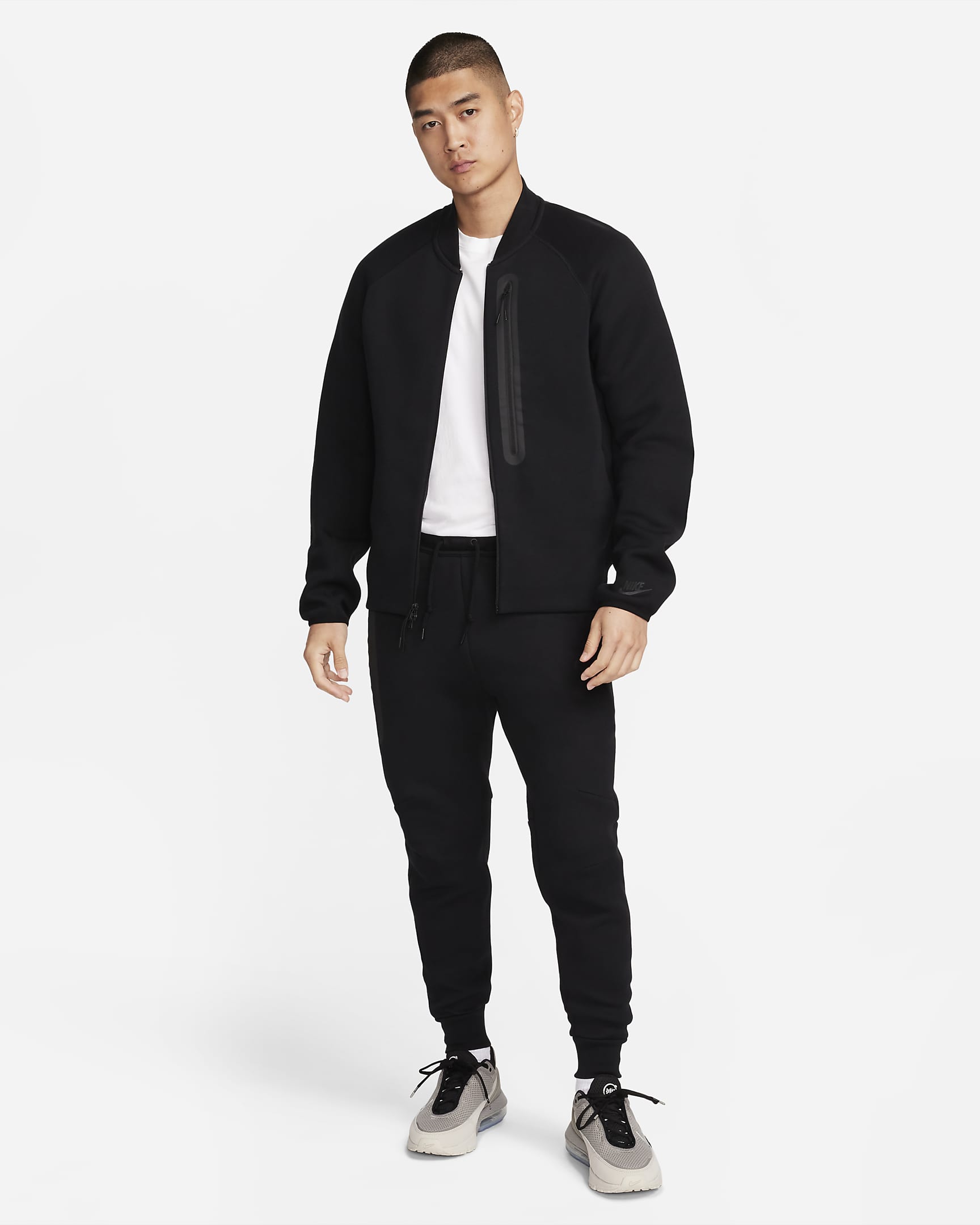 Nike Sportswear Tech Fleece Men's Slim-Fit Joggers - Black/Black