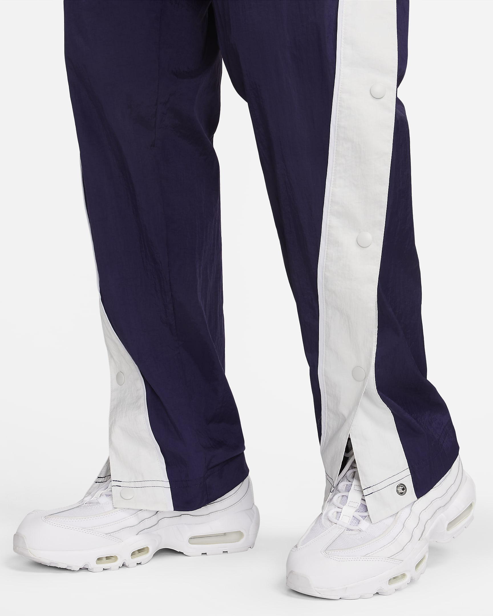 Nike Men's Woven Basketball Trousers. Nike SE