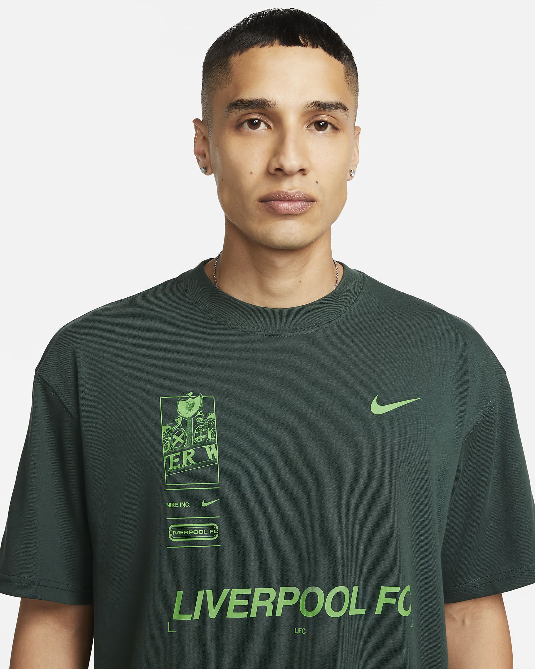 Liverpool F.C. Men's Nike Max90 Football T-Shirt. Nike BG