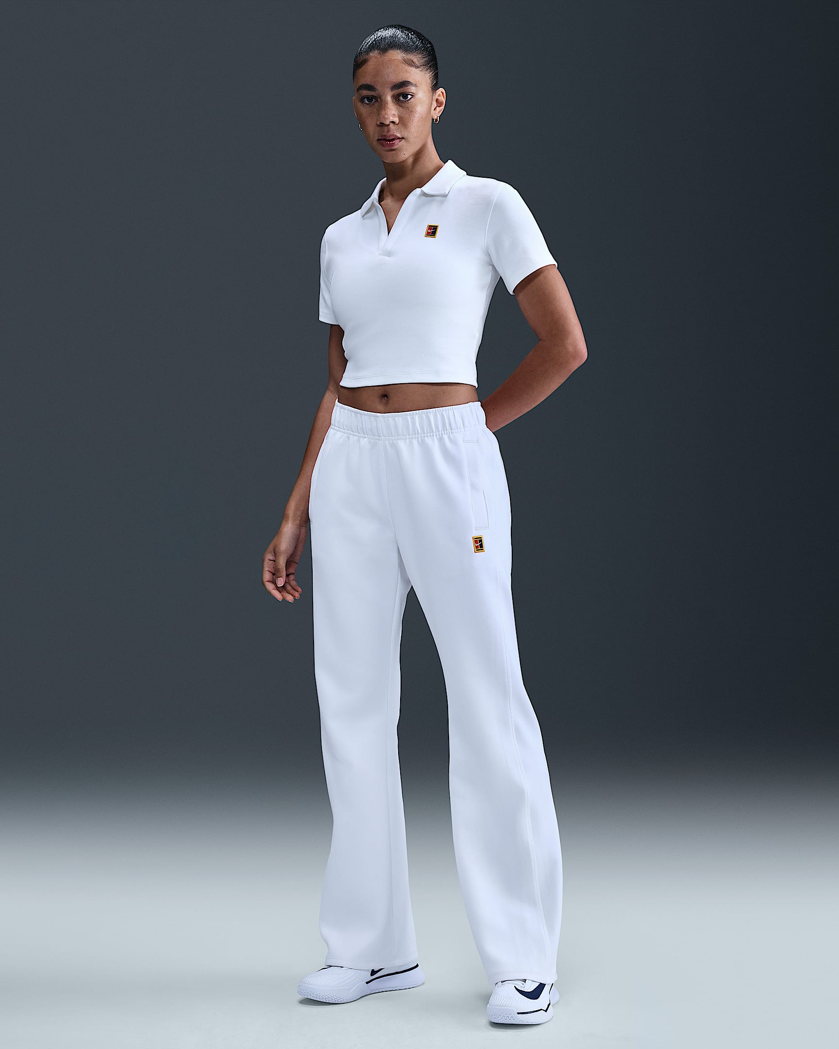 NikeCourt Heritage Windrunner Women's Mid-Rise Tennis Pants - White