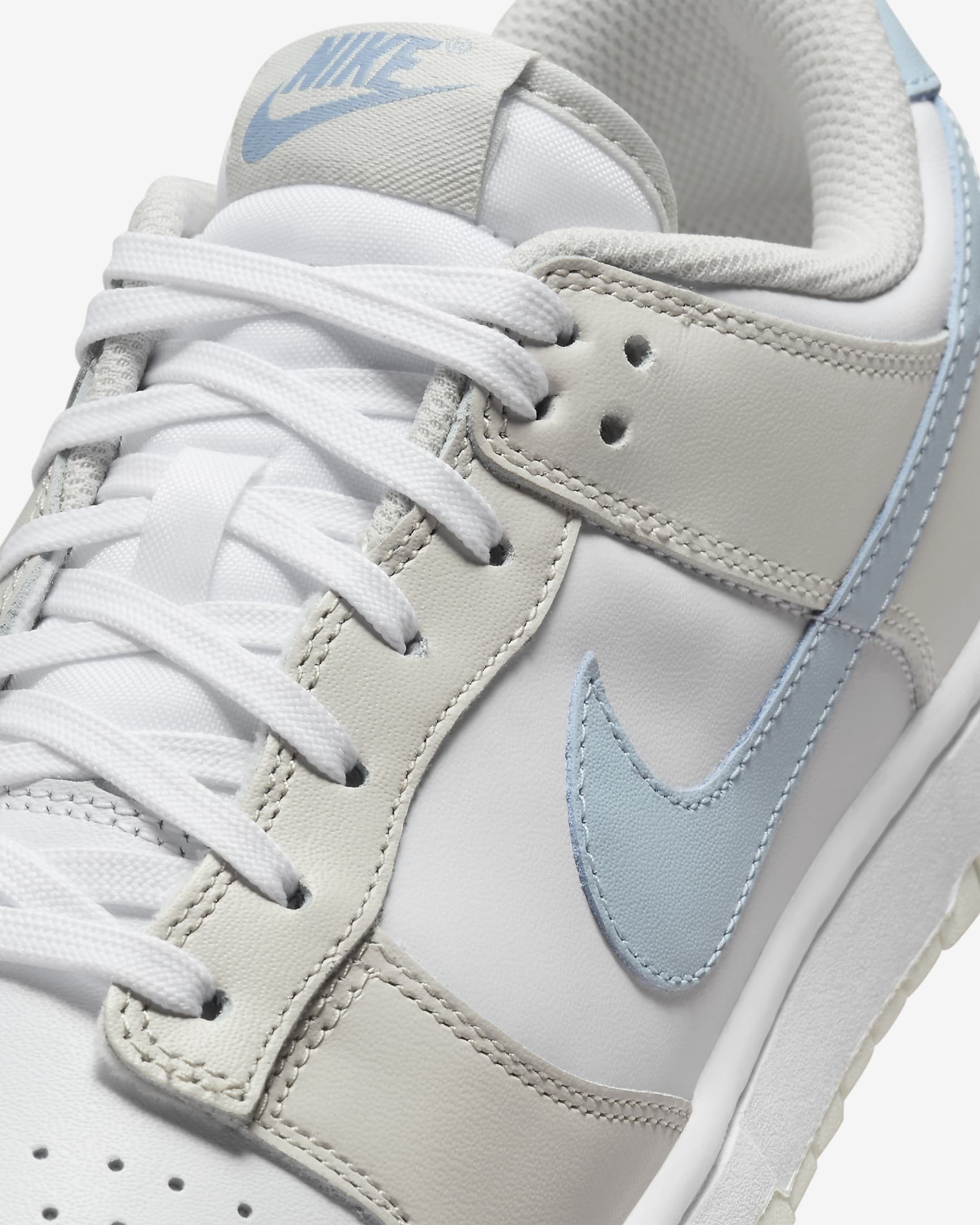 Buty damskie Nike Dunk Low - Biel/Light Bone/Light Armory Blue