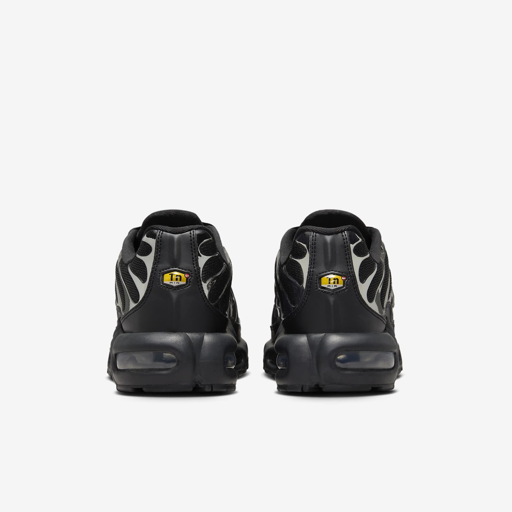 Nike Air Max Plus SE | PickSneak