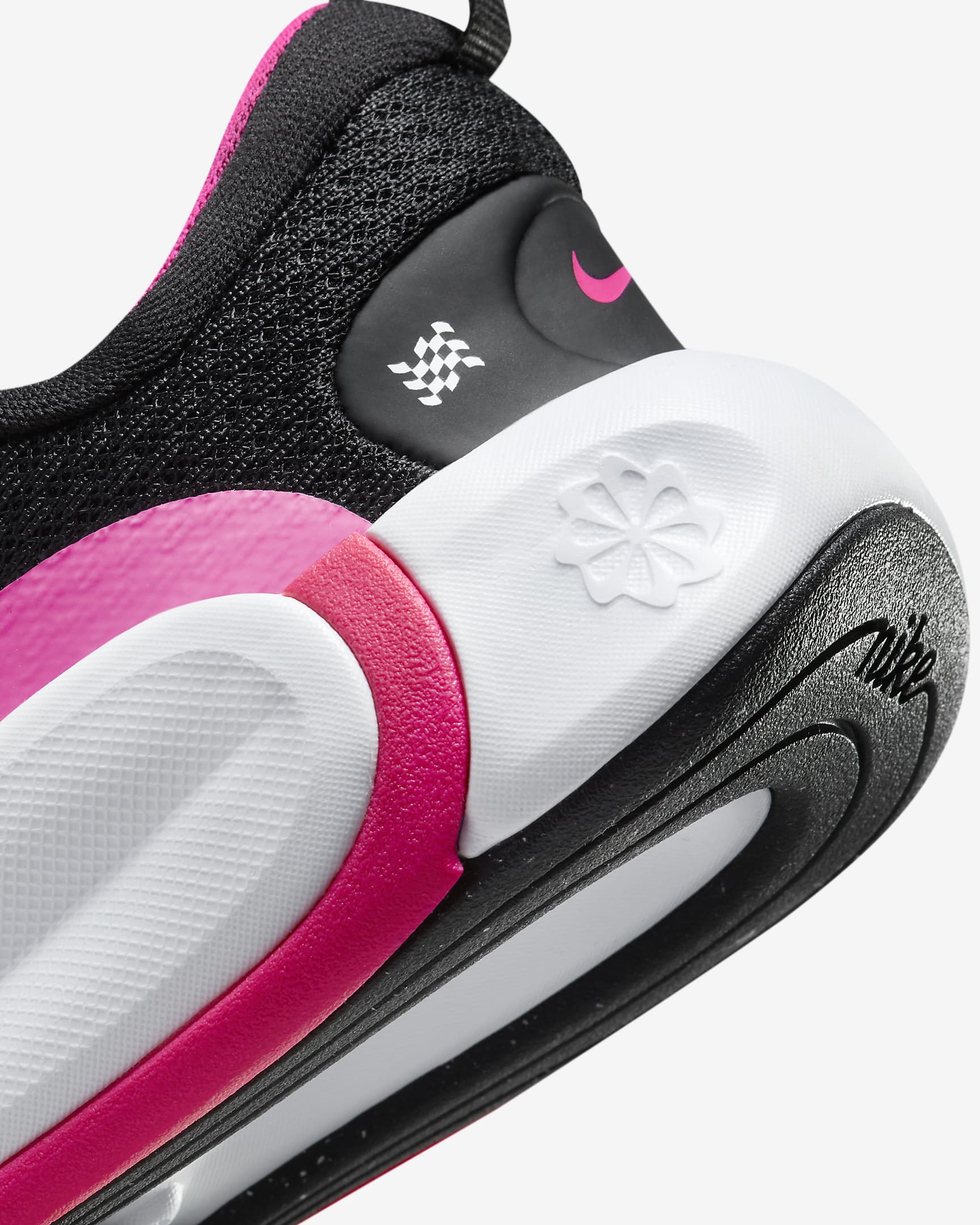 Nike Infinity Flow Younger Kids' Shoes - Black/Laser Fuchsia/White