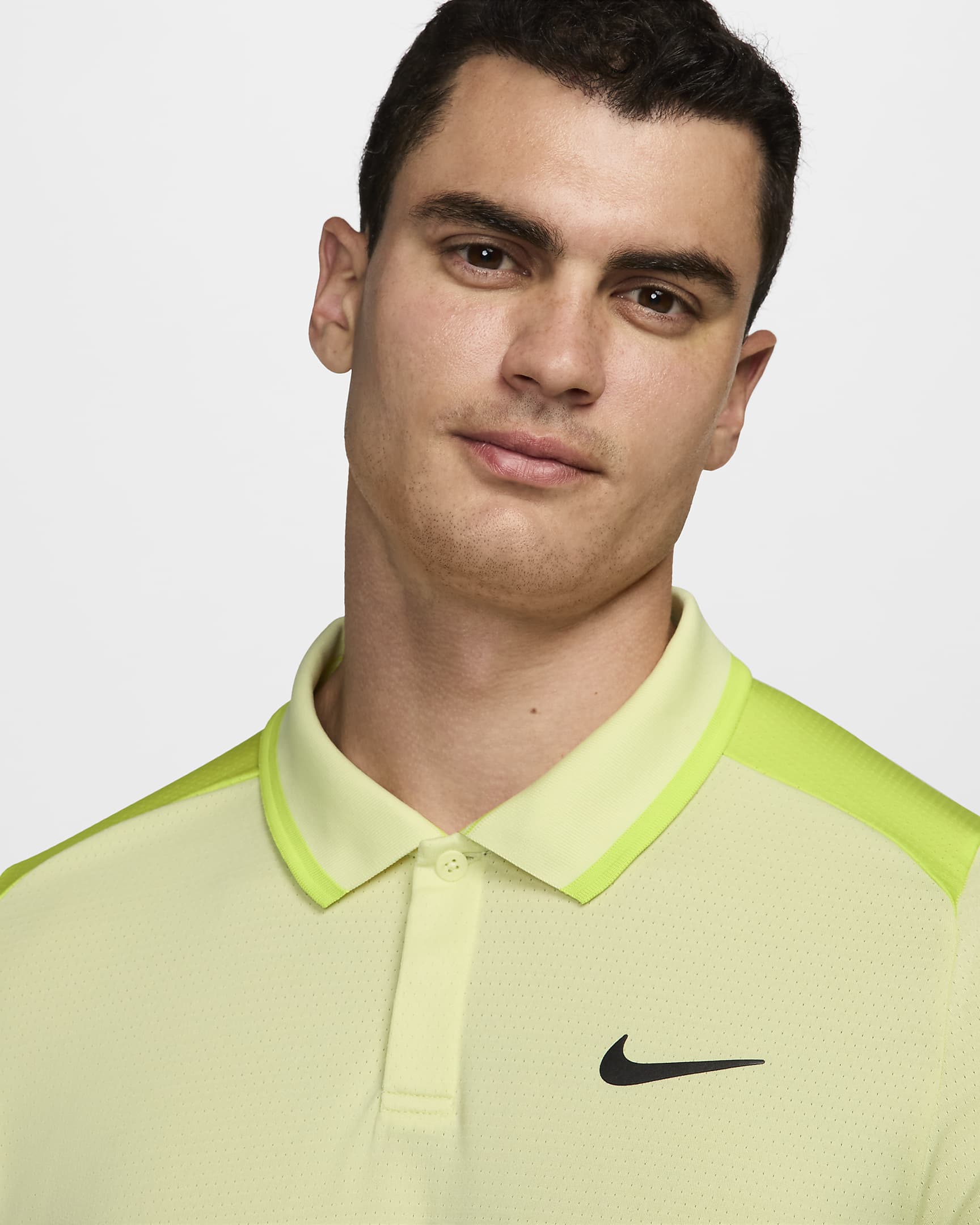 Polo de tennis Dri-FIT NikeCourt Advantage pour homme - Life Lime/Cyber/Noir