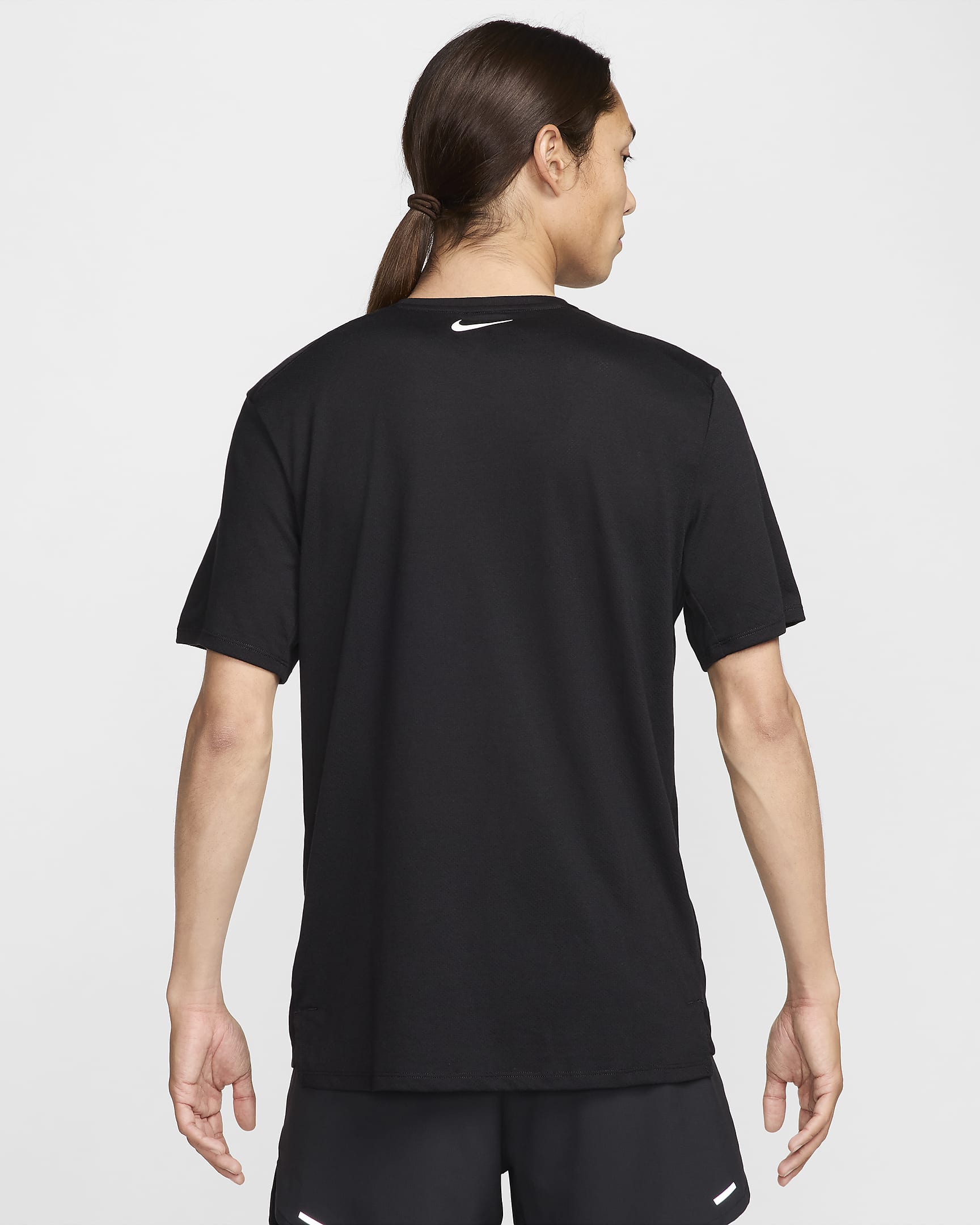 Nike Rise 365 Run Energy Men's Short-Sleeve Running Top - Black/Summit White