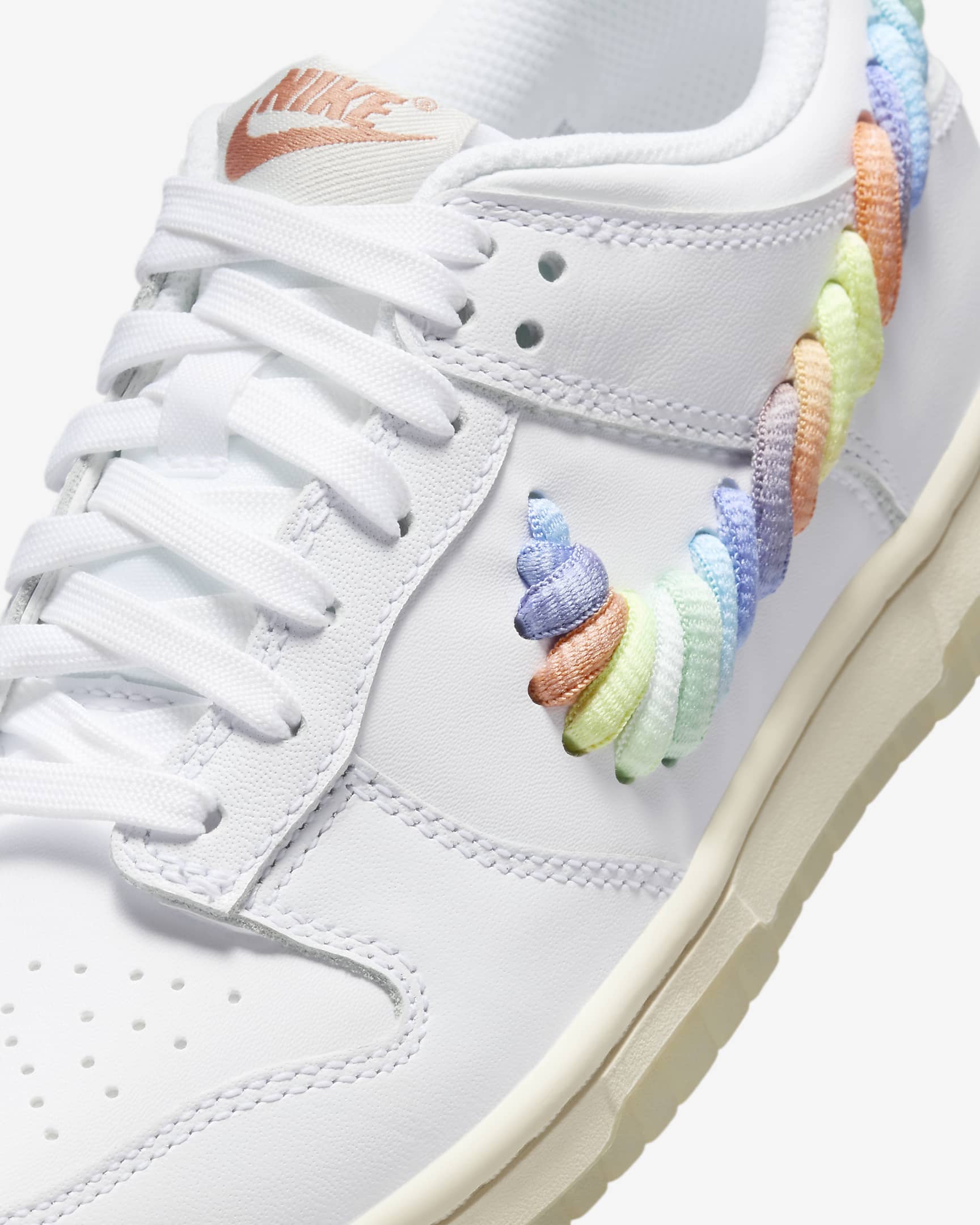 Nike Dunk Low SE Older Kids' Shoes - White/Terra Blush/Light Silver/Multi-Colour